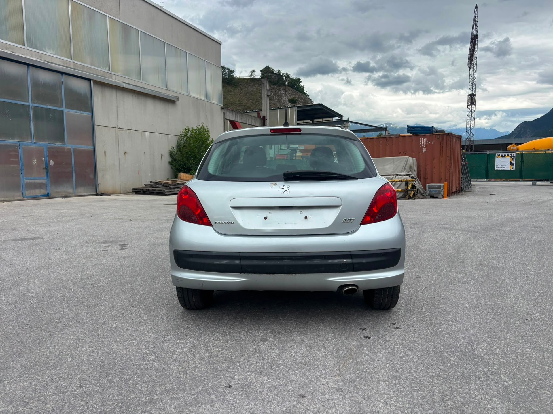 PEUGEOT 207 1.4 16V Trendy-image-1