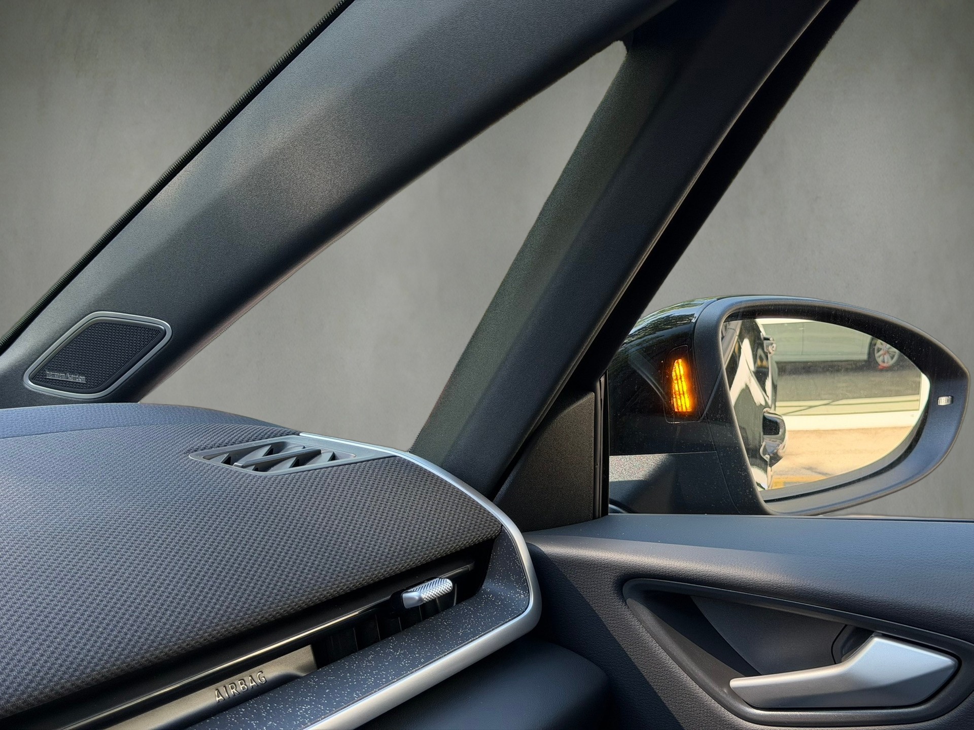 VW ID.3 Neo 79 kWh 231 PS Style-image-30