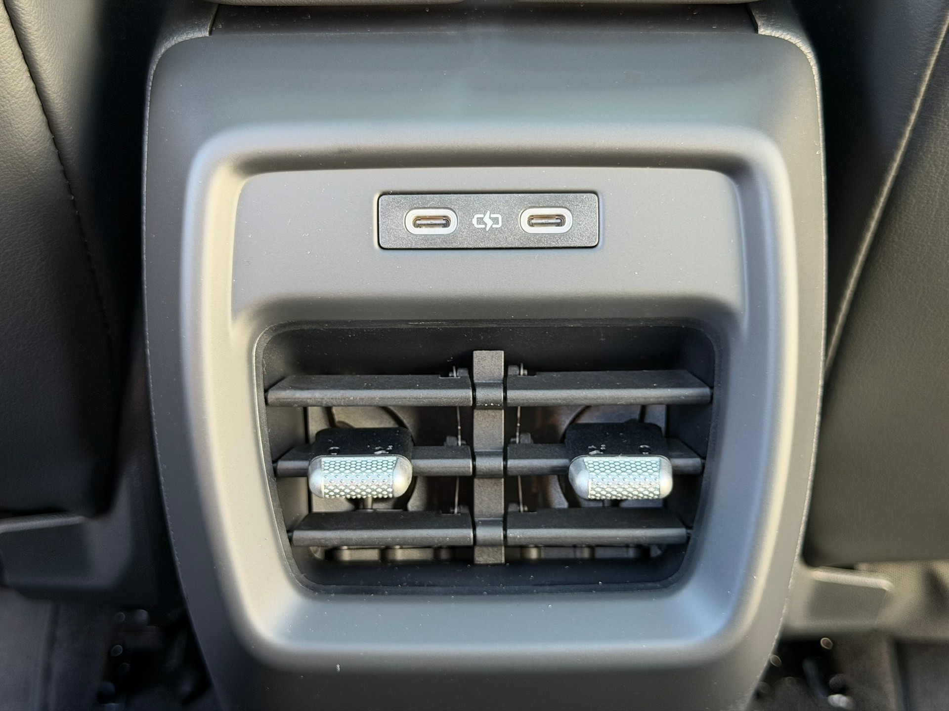 VW ID.3 Neo 79 kWh 231 PS Style-image-13