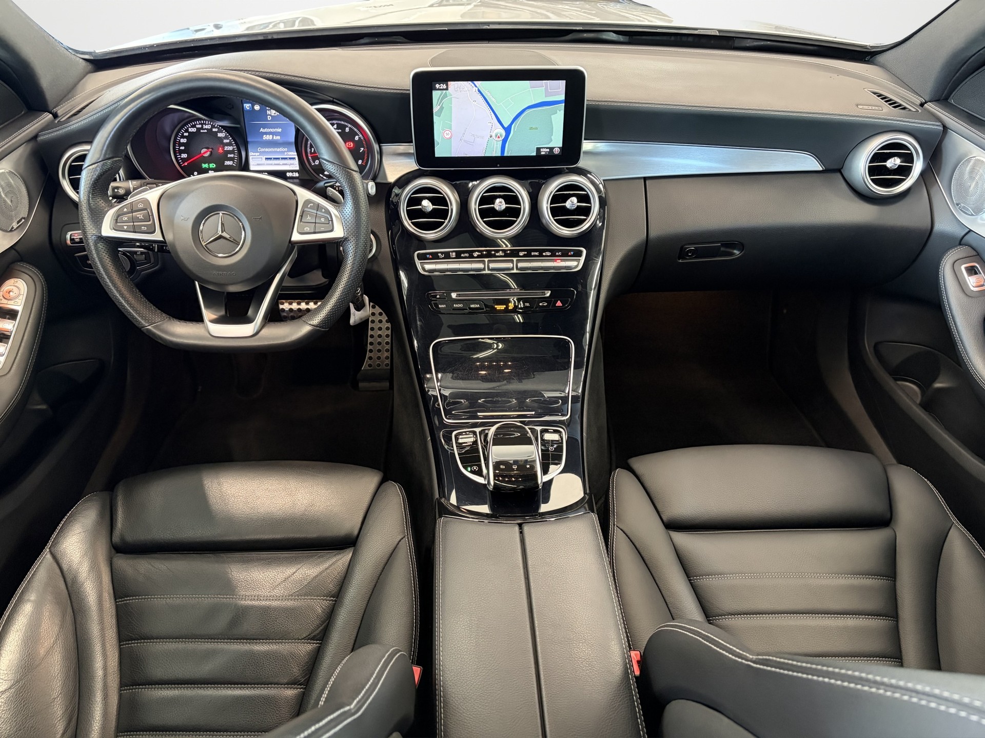 MERCEDES-BENZ C 400 AMG Line 4Matic 7G-Tronic-image-9