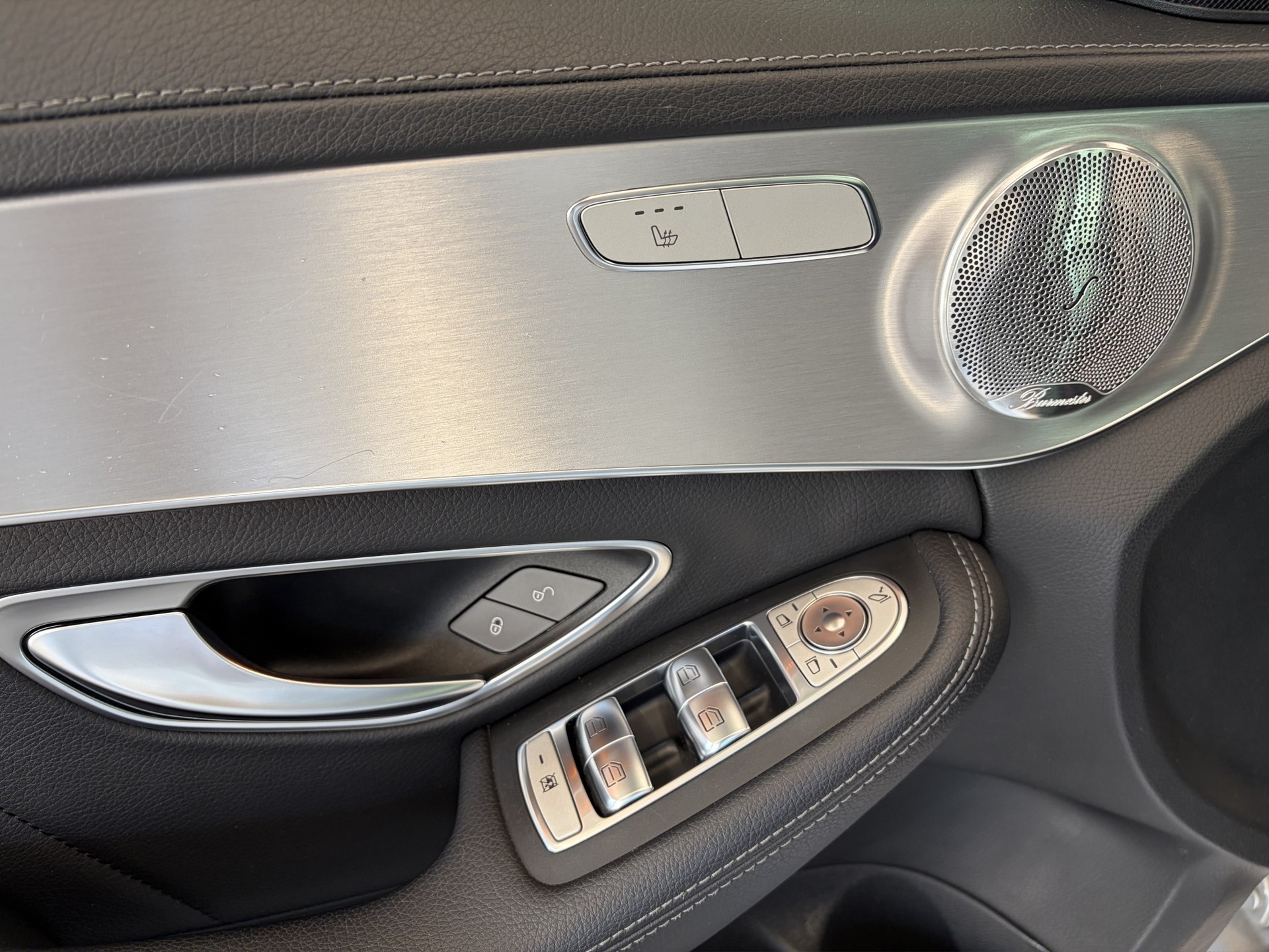 MERCEDES-BENZ C 400 AMG Line 4Matic 7G-Tronic-image-13
