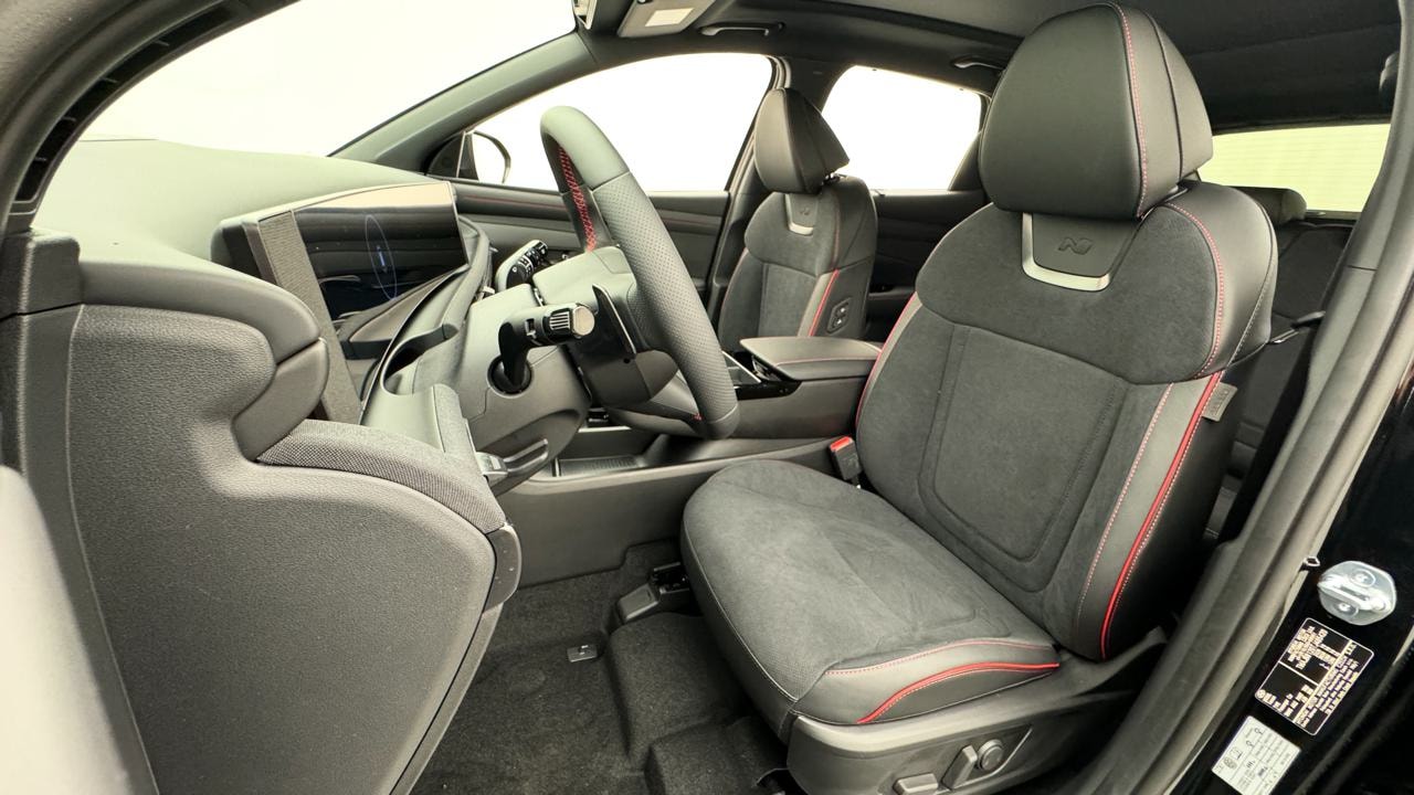 HYUNDAI Tucson 1.6 TGDI PHEV N-Line 4WD-image-4