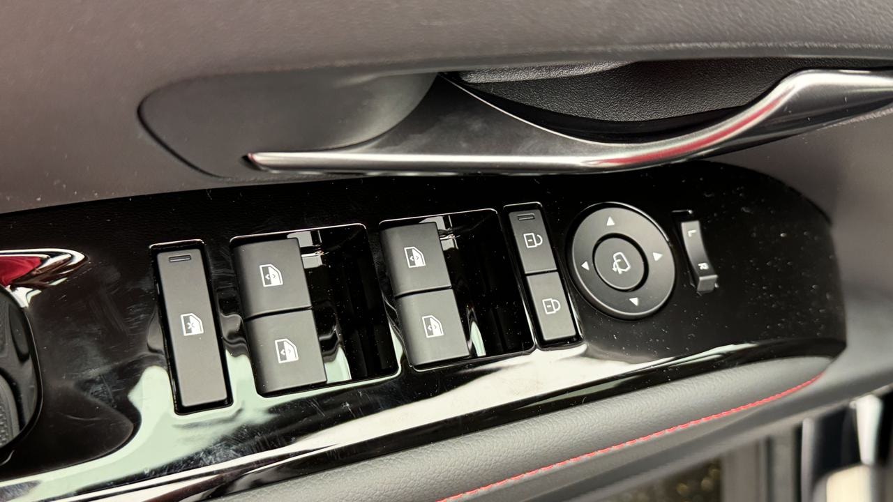 HYUNDAI Tucson 1.6 TGDI PHEV N-Line 4WD-image-8