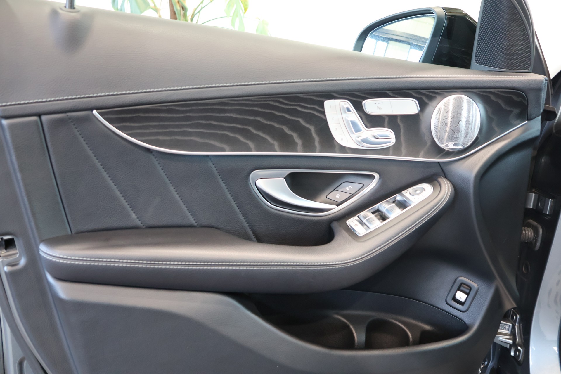 MERCEDES-BENZ GLC Coupé 350 d AMG Line 4Matic 9G-Tronic-image-12