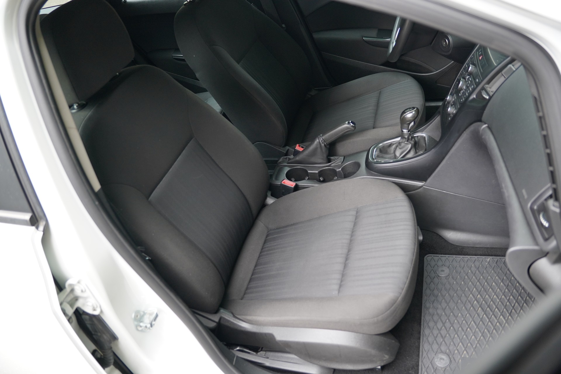 OPEL Astra SportsTourer 1.4i 16V-image-14