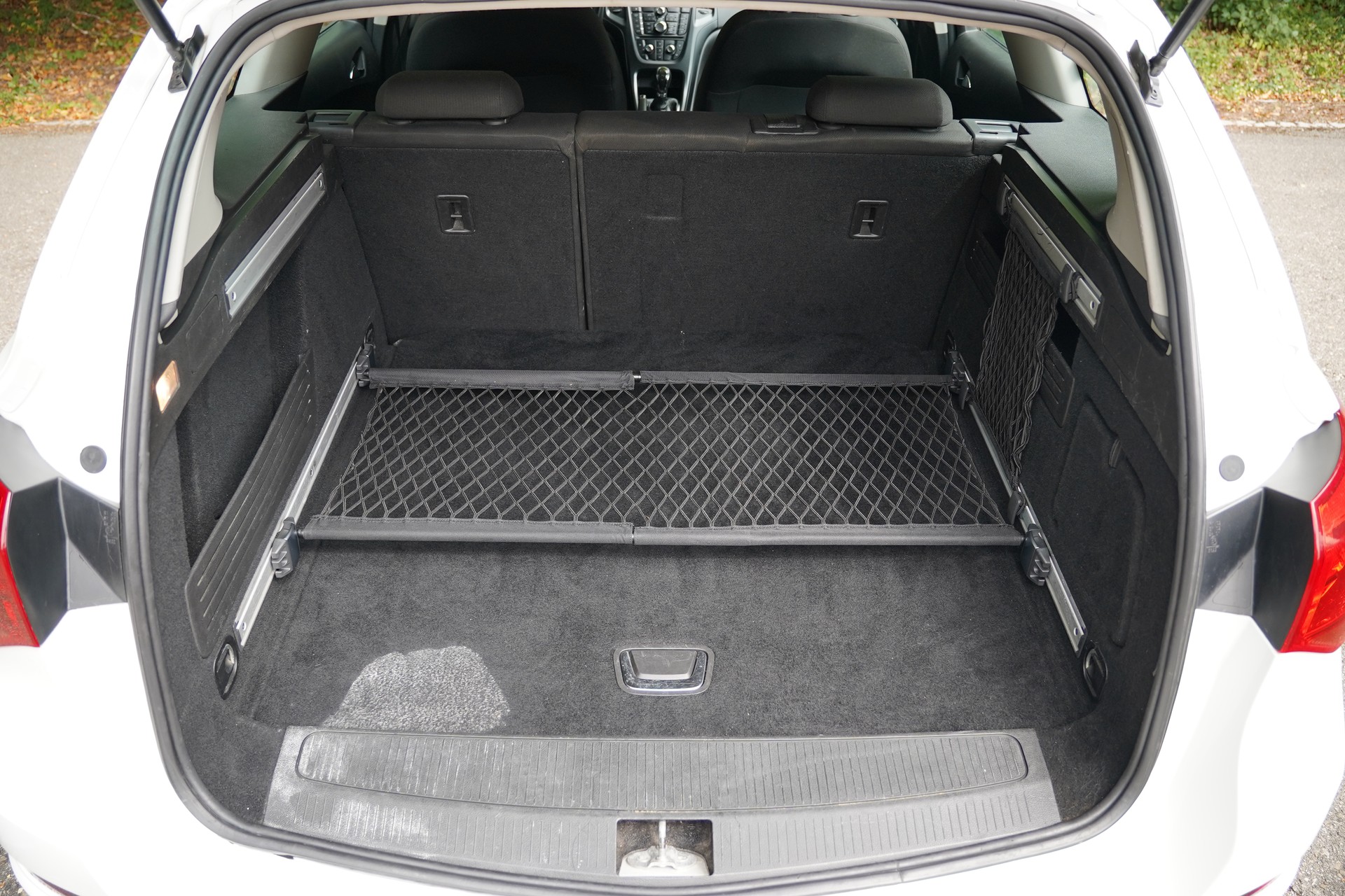 OPEL Astra SportsTourer 1.4i 16V-image-25