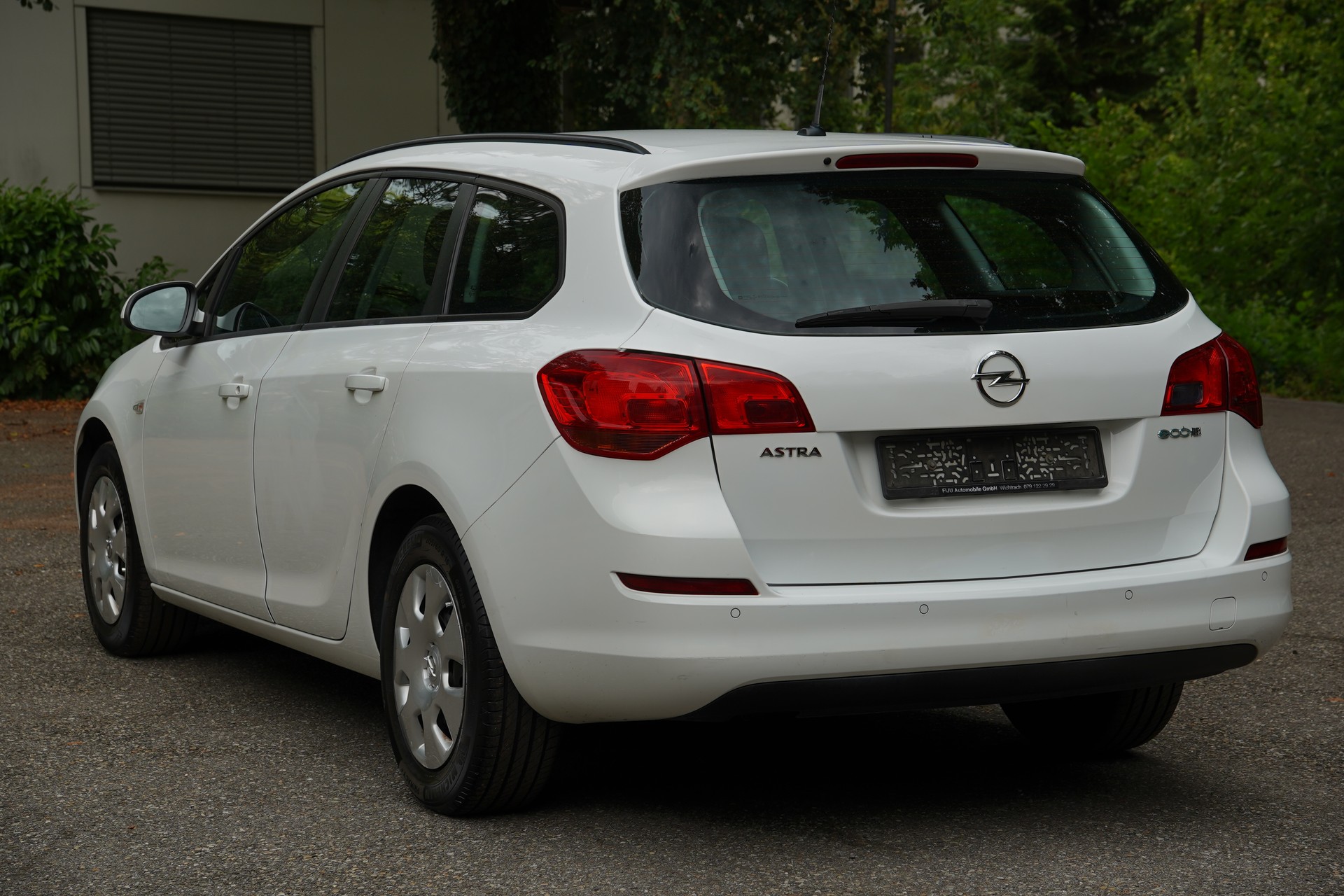 OPEL Astra SportsTourer 1.4i 16V-image-4