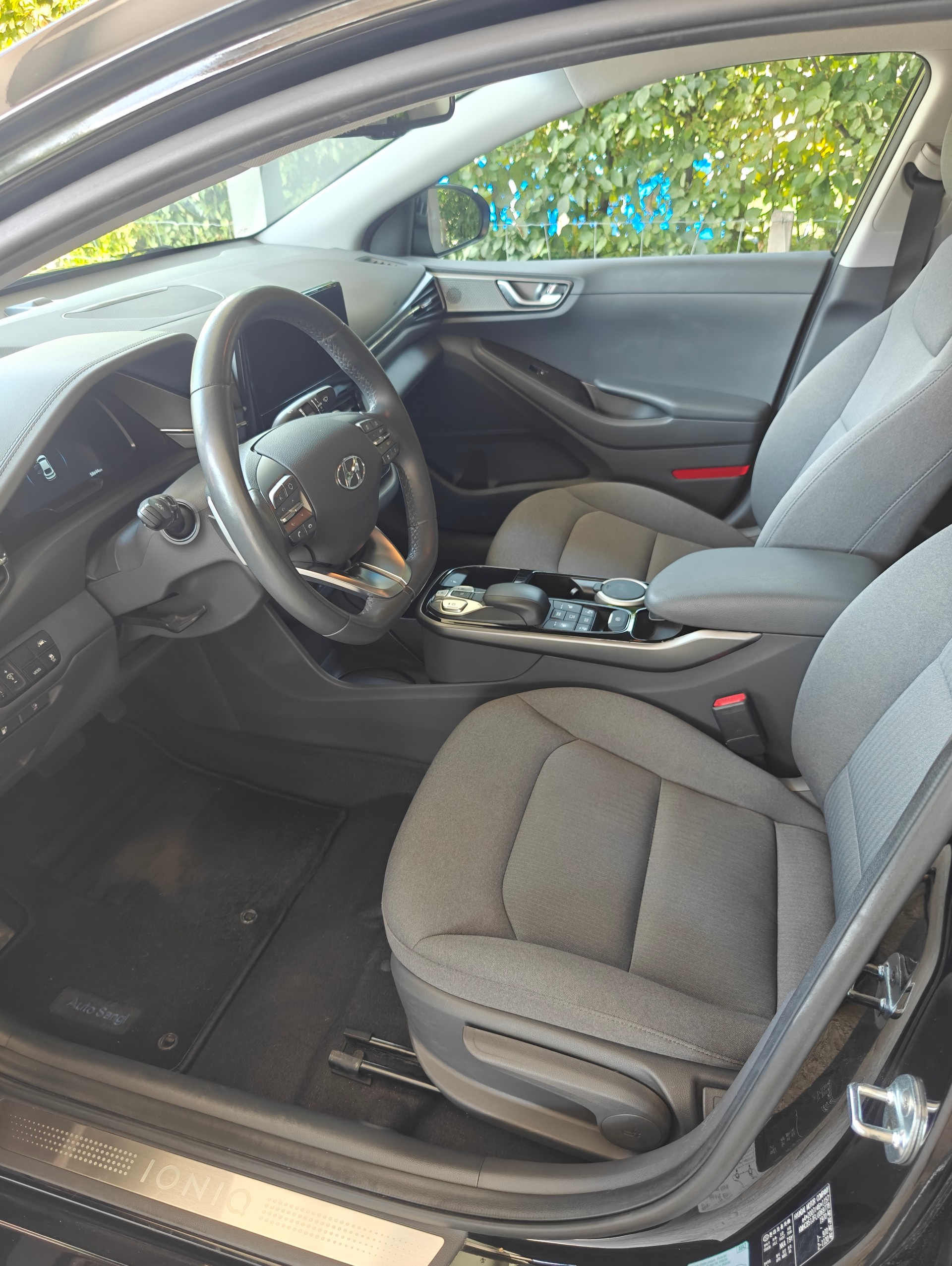 HYUNDAI ioniq Style (Facelift 38 kWh)-image-1