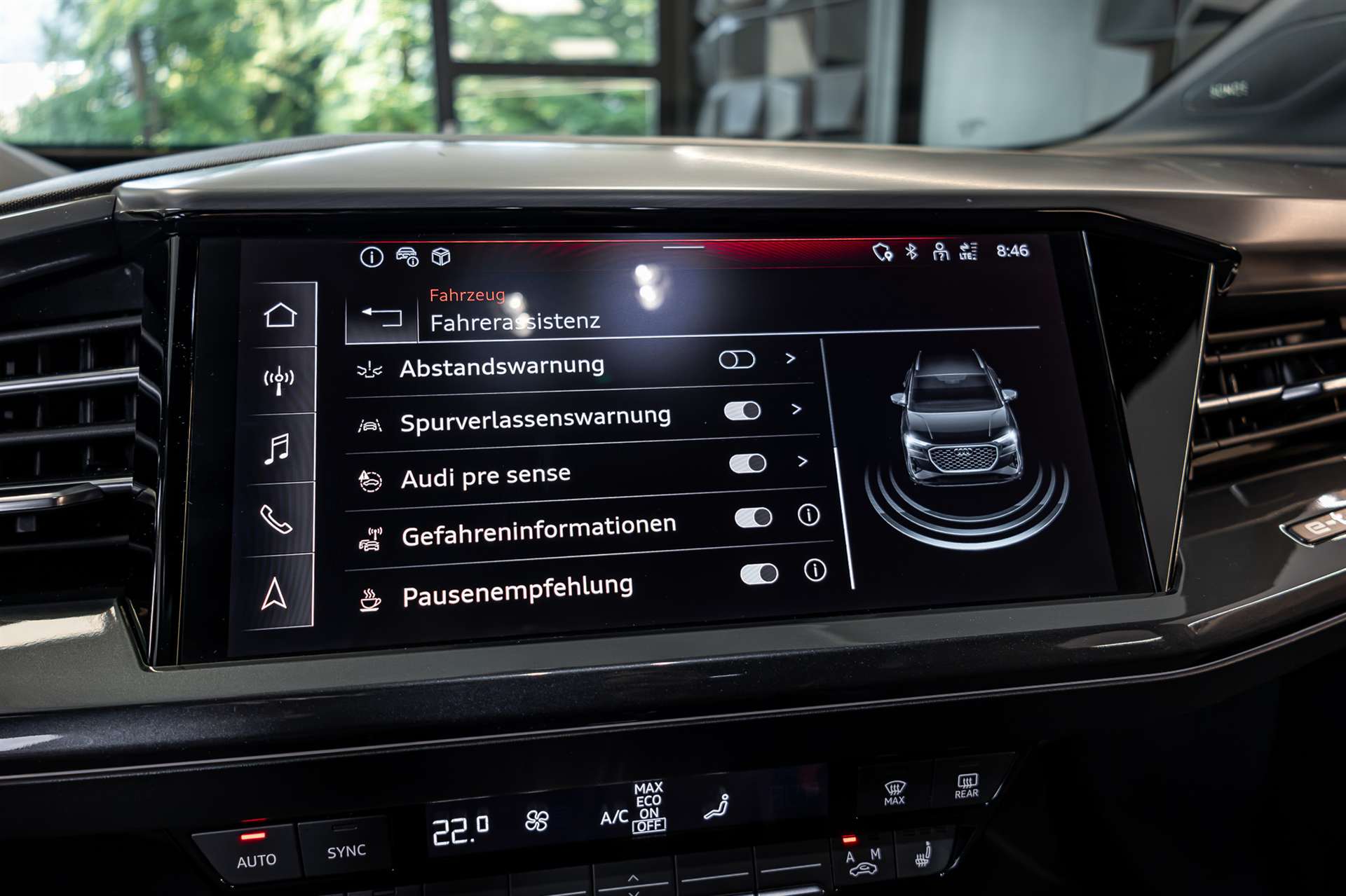 AUDI Q4 e-tron 40-image-18