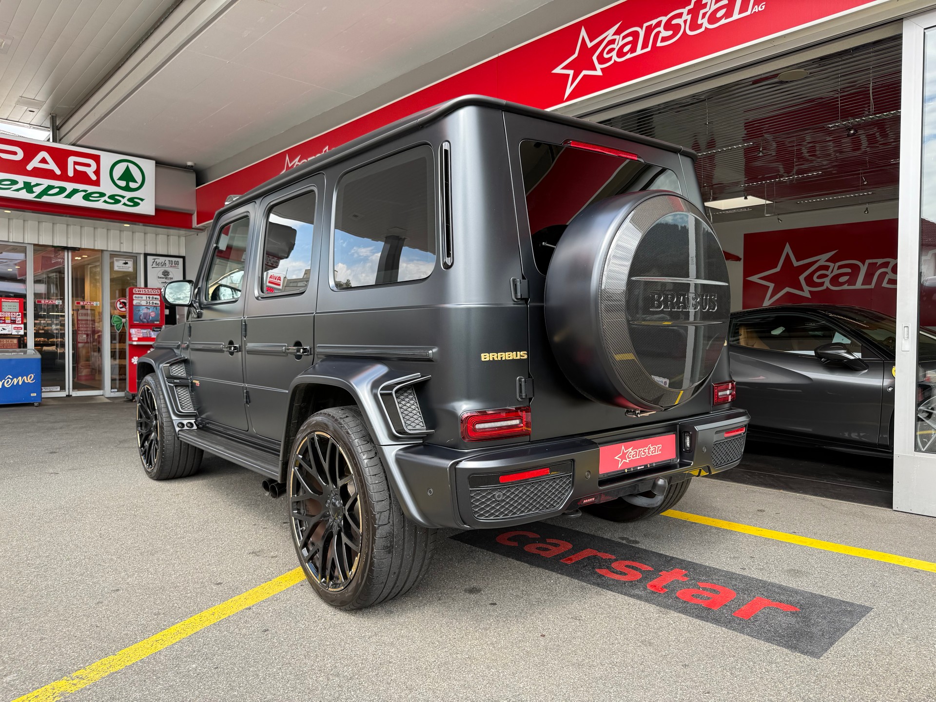MERCEDES-BENZ G 63 AMG G Brabus 800 Widestar-showroom-element-2