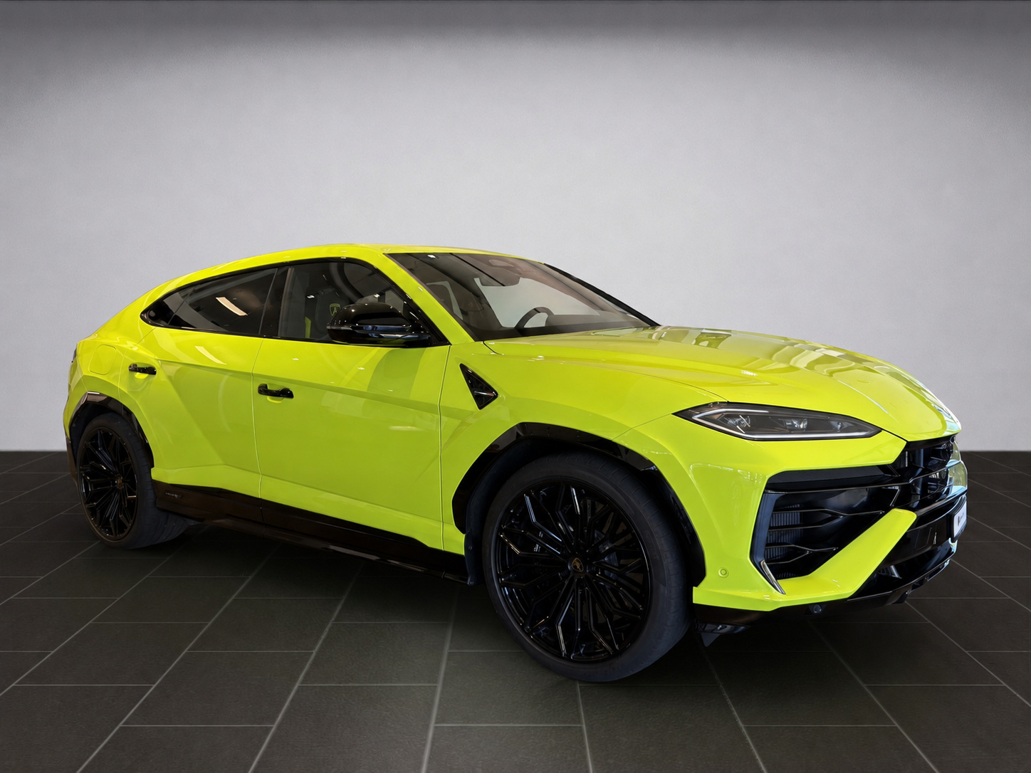 LAMBORGHINI Urus 4.0 SE-image-0