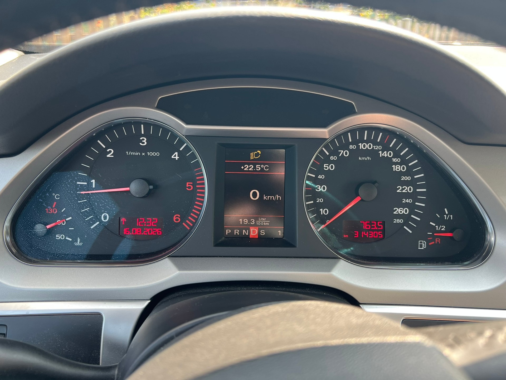AUDI 3.0 V6 TDI DPF quattro-image-5
