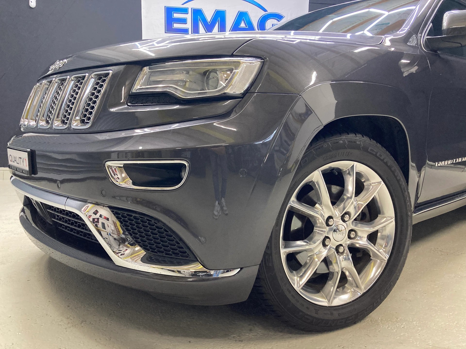 JEEP Grand Cherokee 3.0 CRD Summit Automatic-image-3