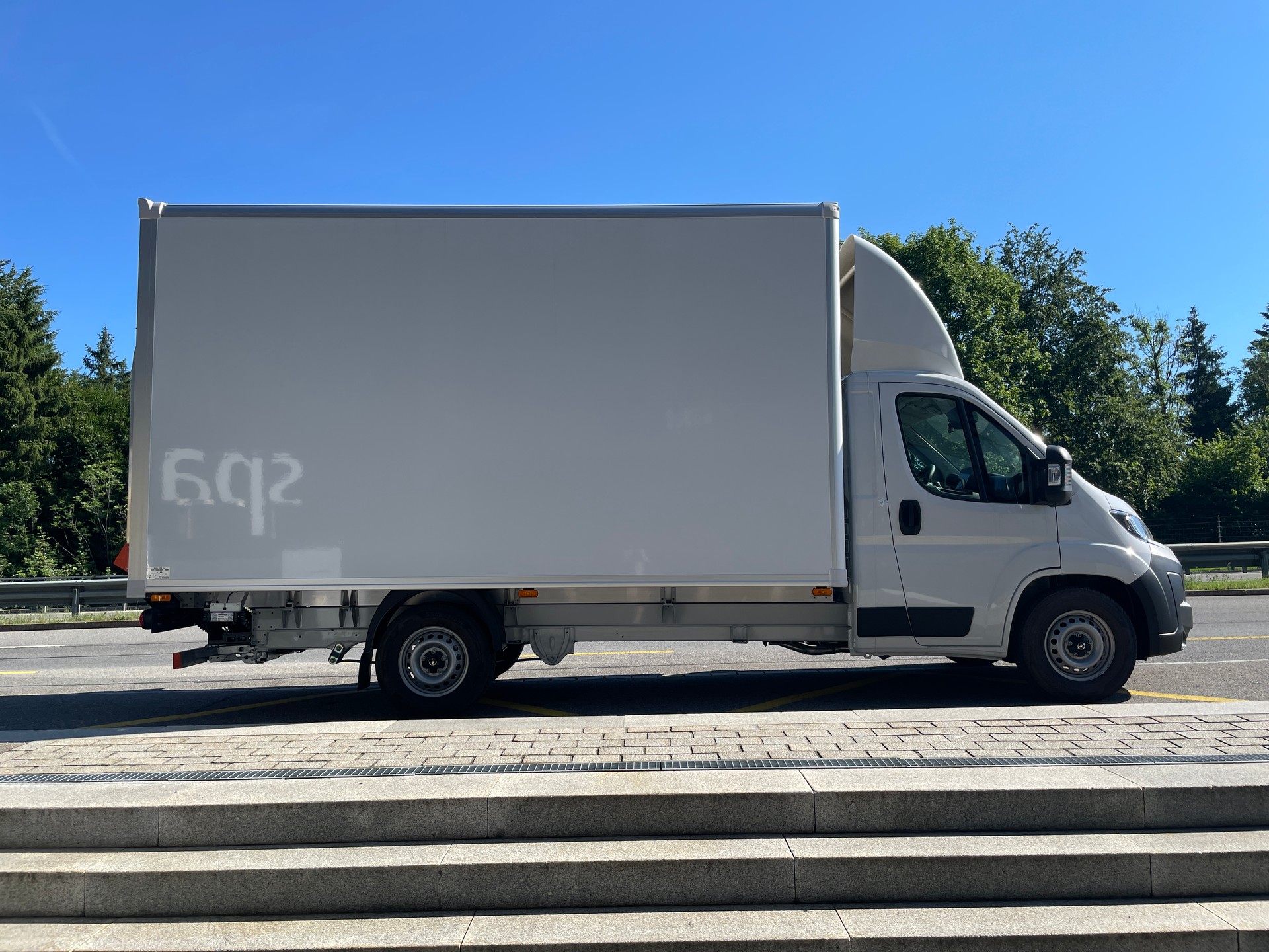 OPEL Movano 2.2 d 3,5t L4 mit AHK + Rückfahrkamera-image-3