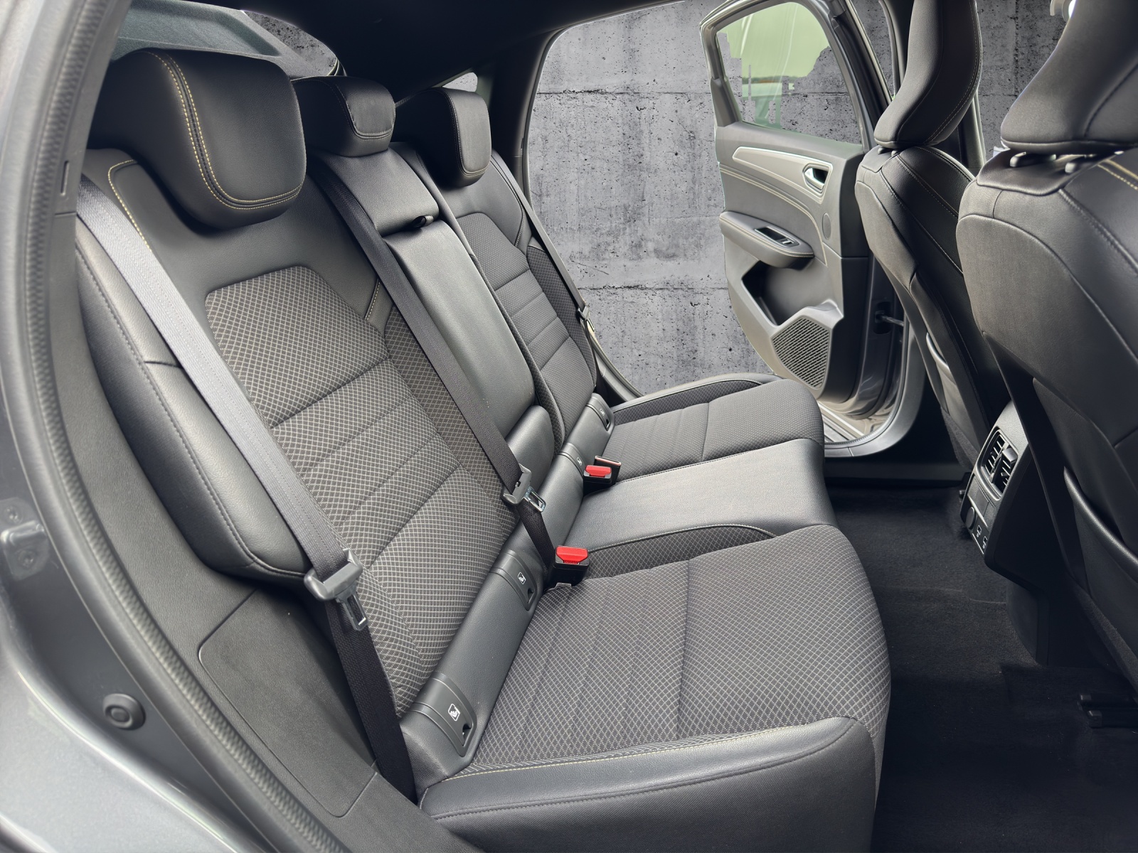 RENAULT Arkana 1.3 TCe Techno EDC *Abstandstempomat**Leasingaktion 1.99%**-image-26