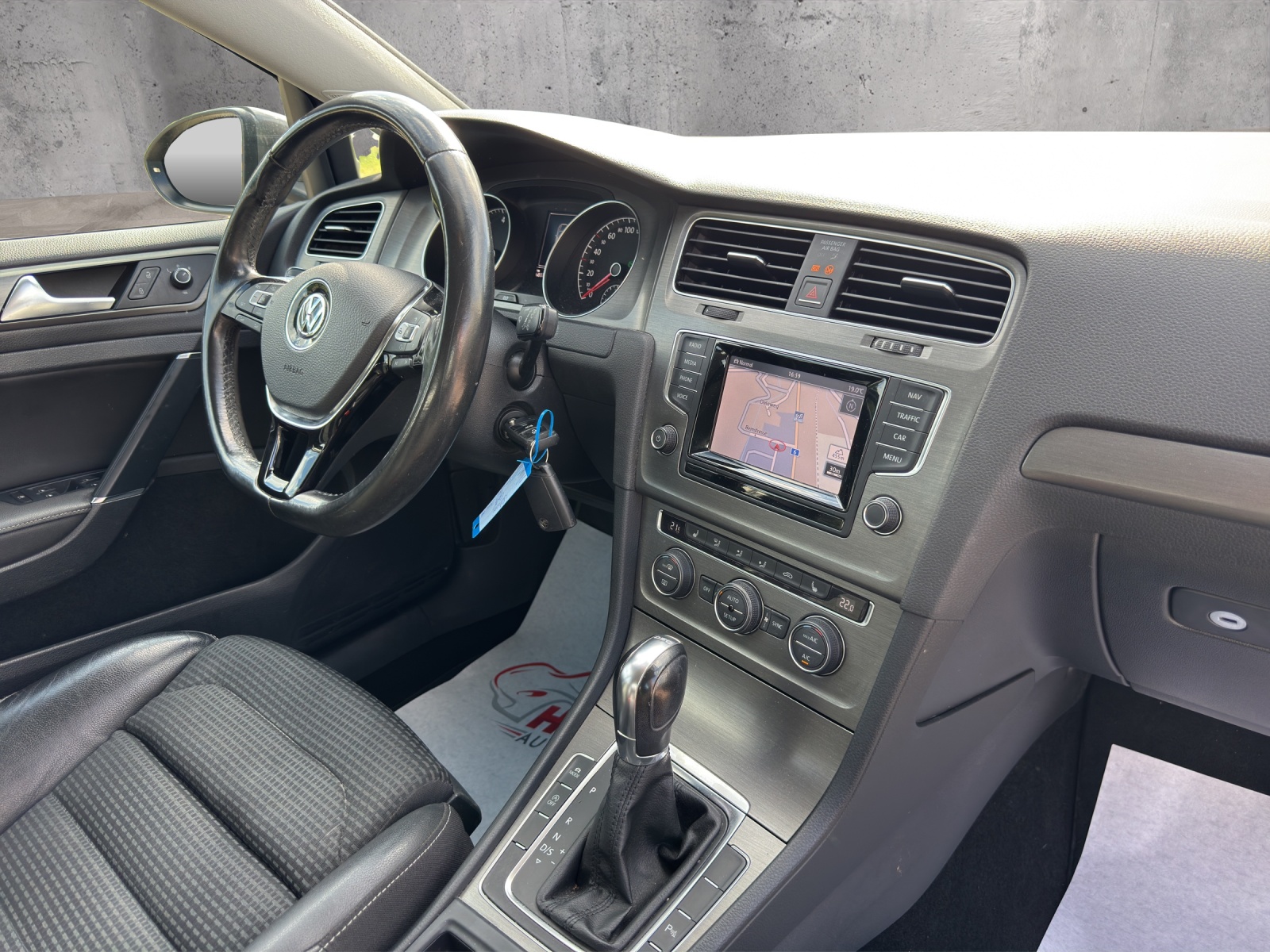 VW Golf 1.4 TSI Comfortline DSG-image-9