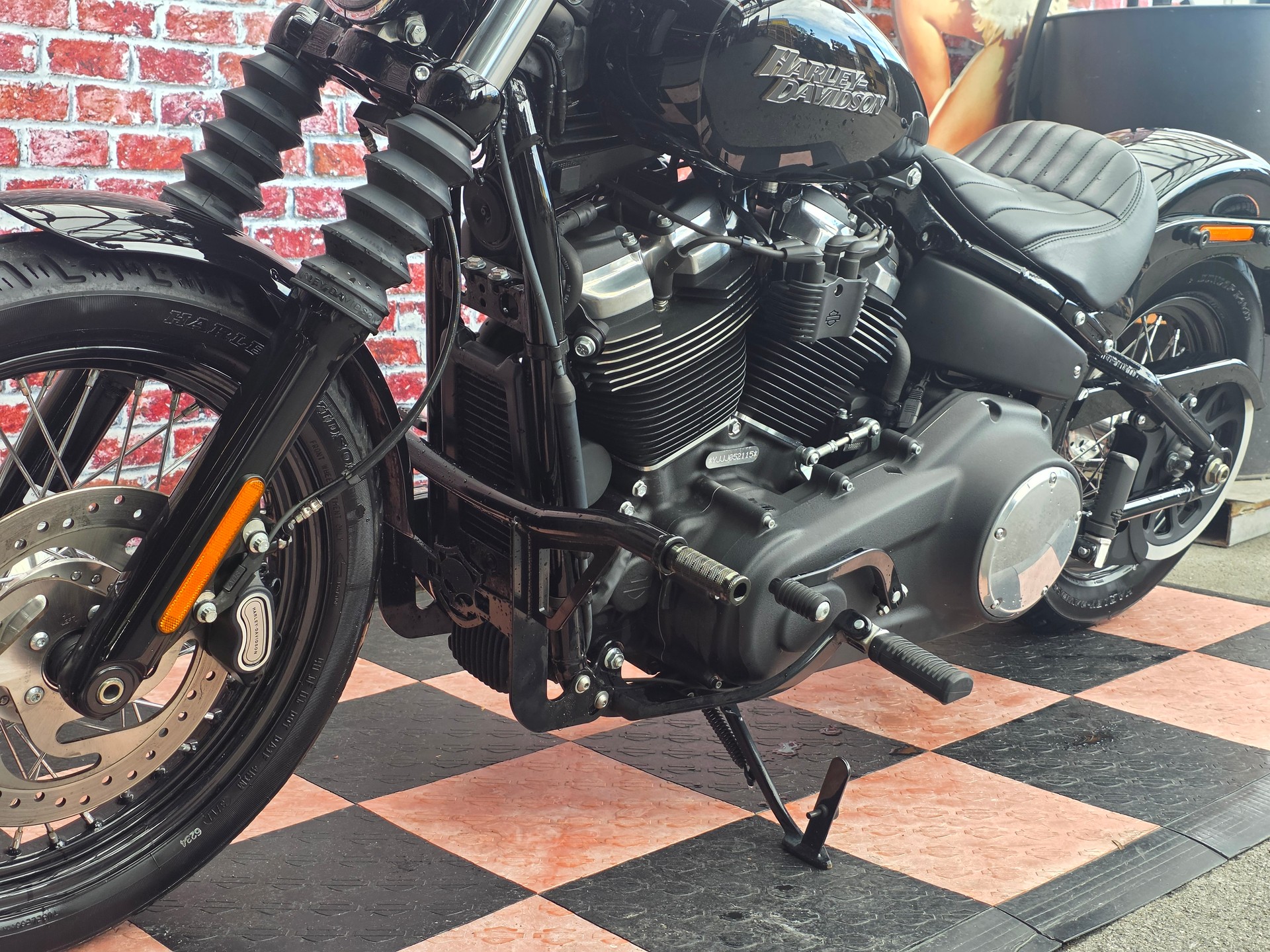 HARLEY-DAVIDSON FXBB Street Bob 107 ABS-image-6