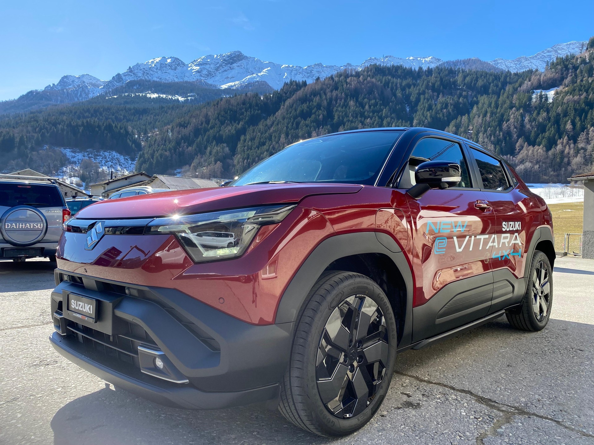 SUZUKI e Vitara Compact Top 4x4-image-0