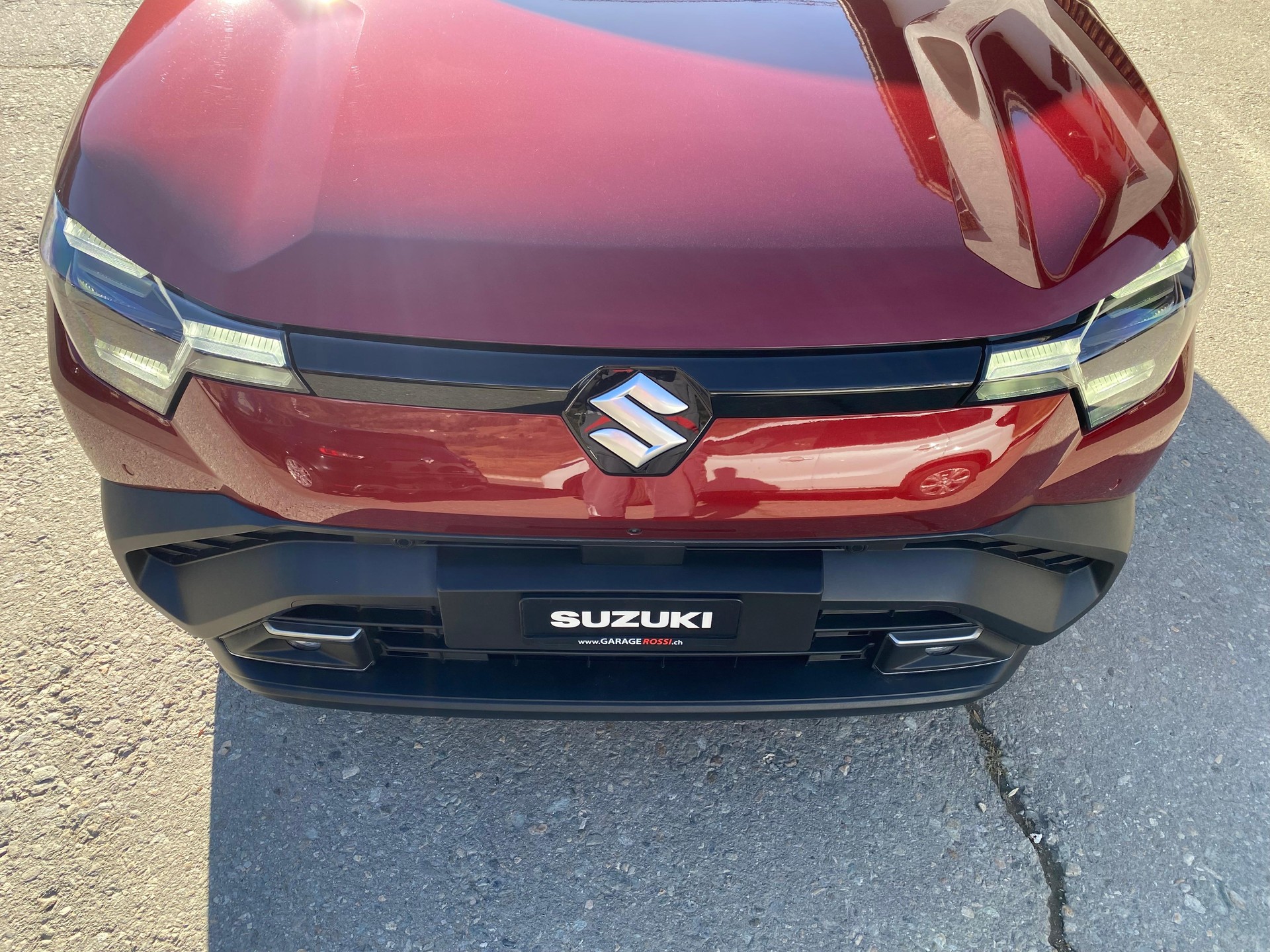 SUZUKI e Vitara Compact Top 4x4-image-12
