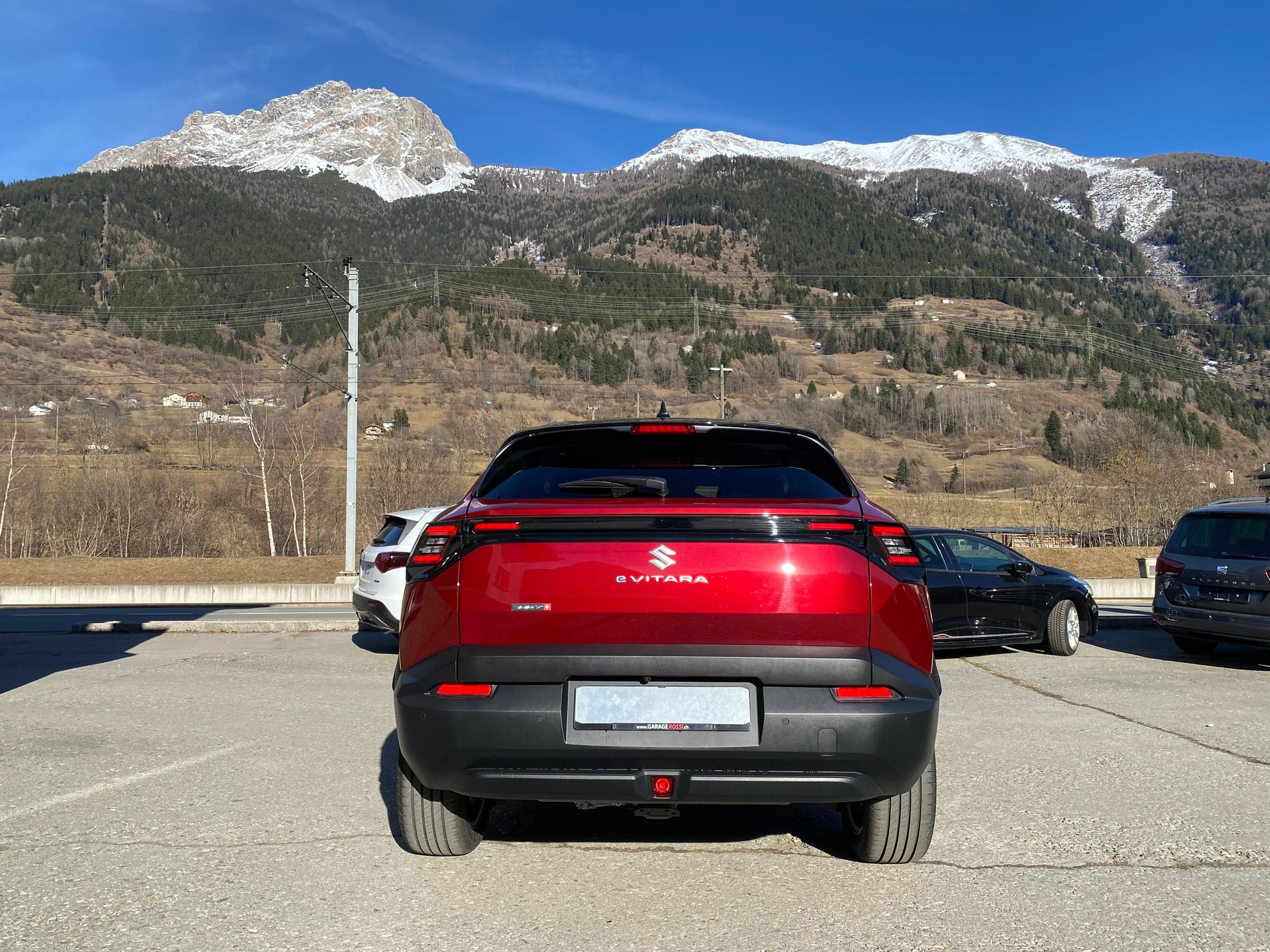 SUZUKI e Vitara Compact Top 4x4-image-13