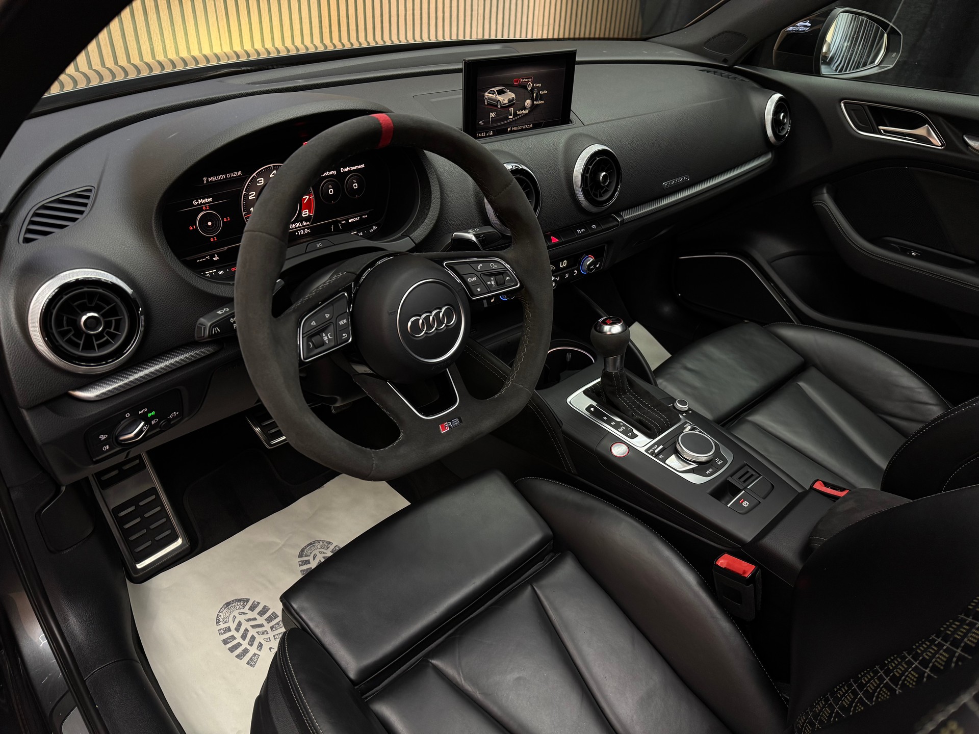 AUDI RS3 Limousine 2.5 T FSI quattro S-Tronic *ab CHF 299.-/ Monat*-image-10