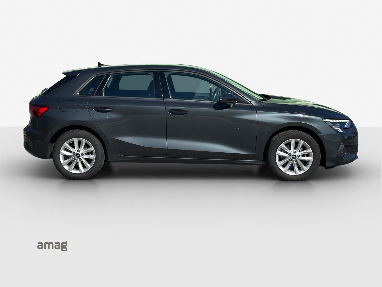 AUDI A3 Sportback 35 TFSI Attraction S-tronic-image-15