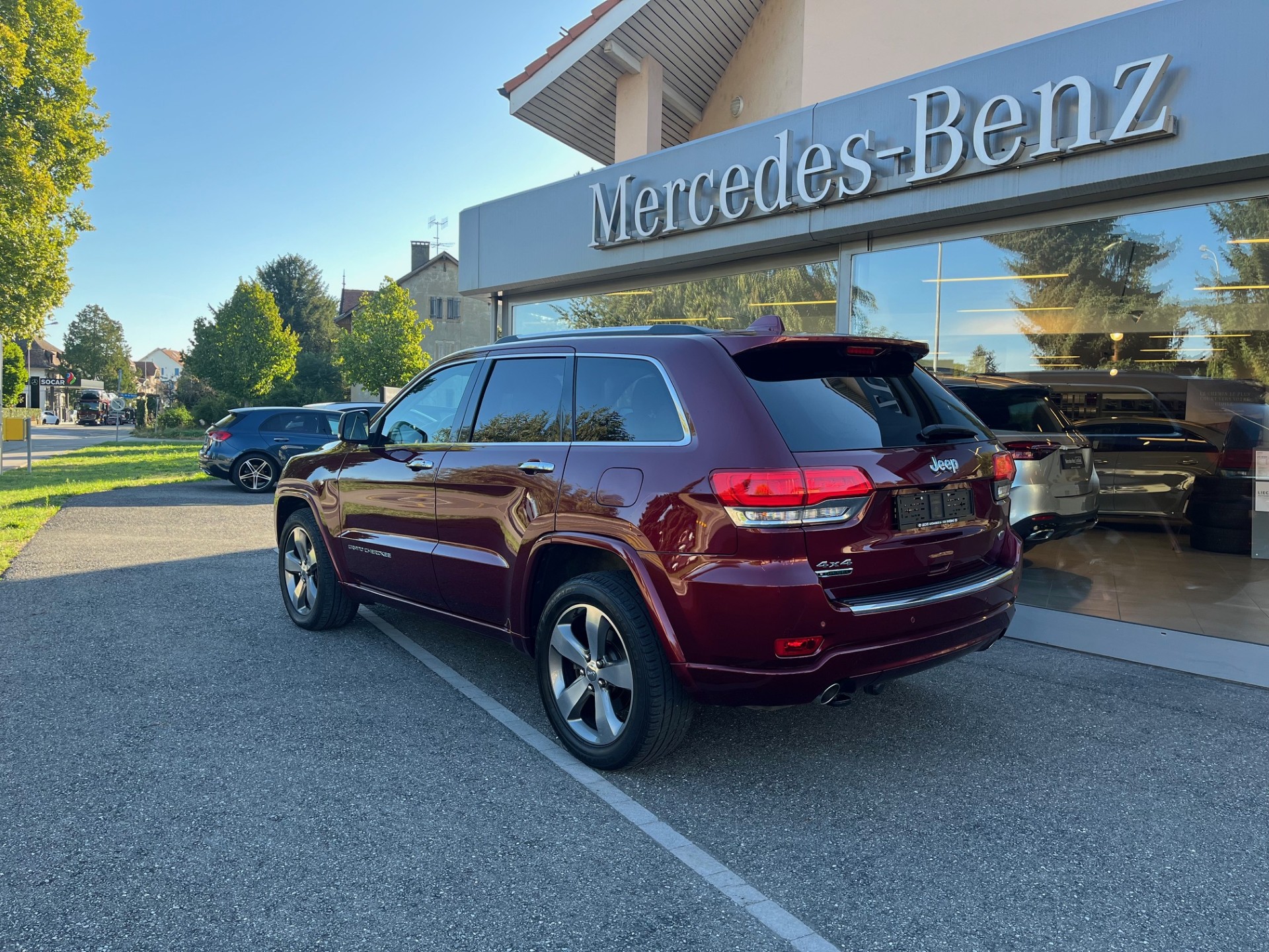 JEEP Grand Cherokee 3.0 CRD Overland Automatic-image-3