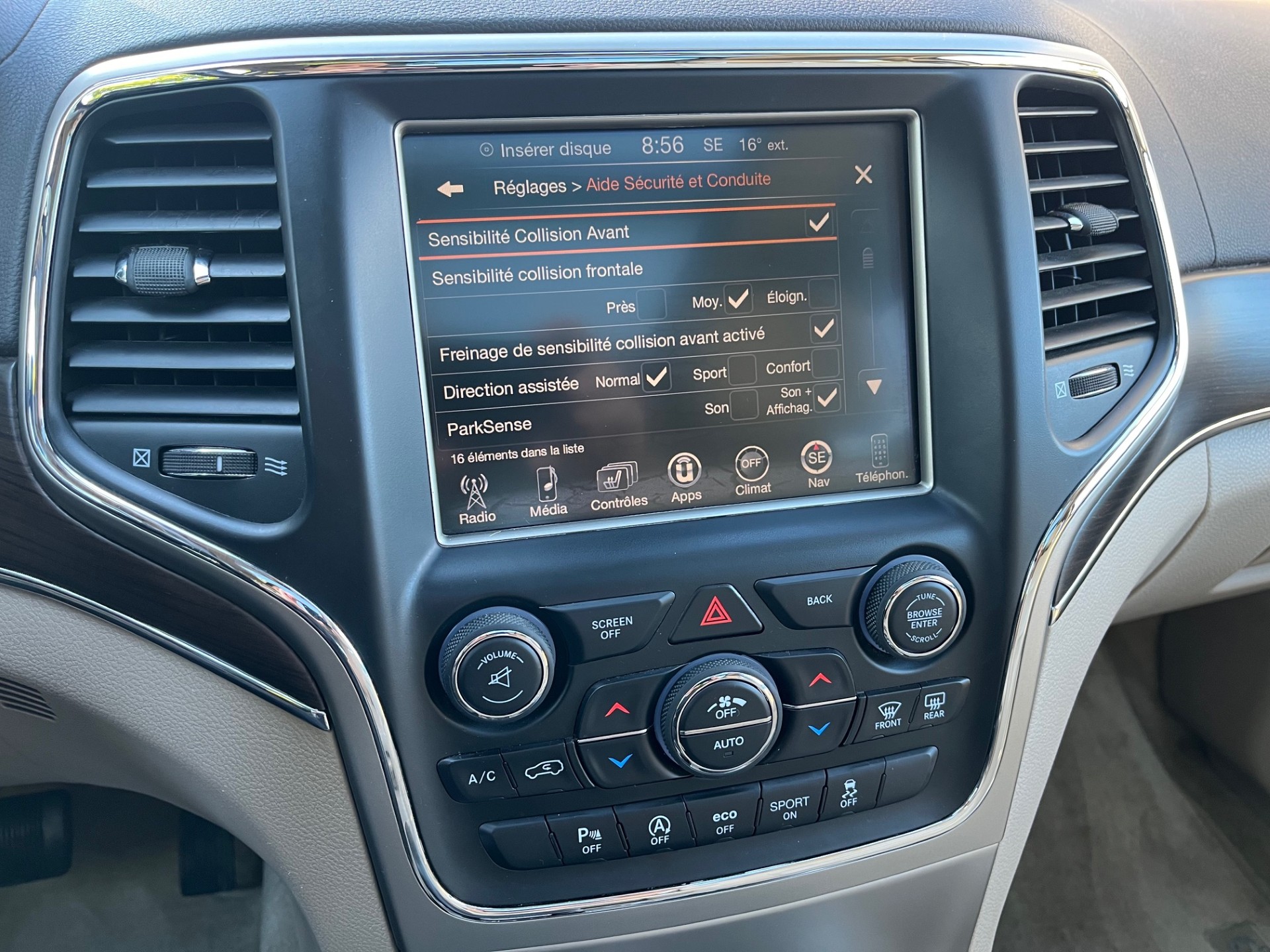JEEP Grand Cherokee 3.0 CRD Overland Automatic-image-22