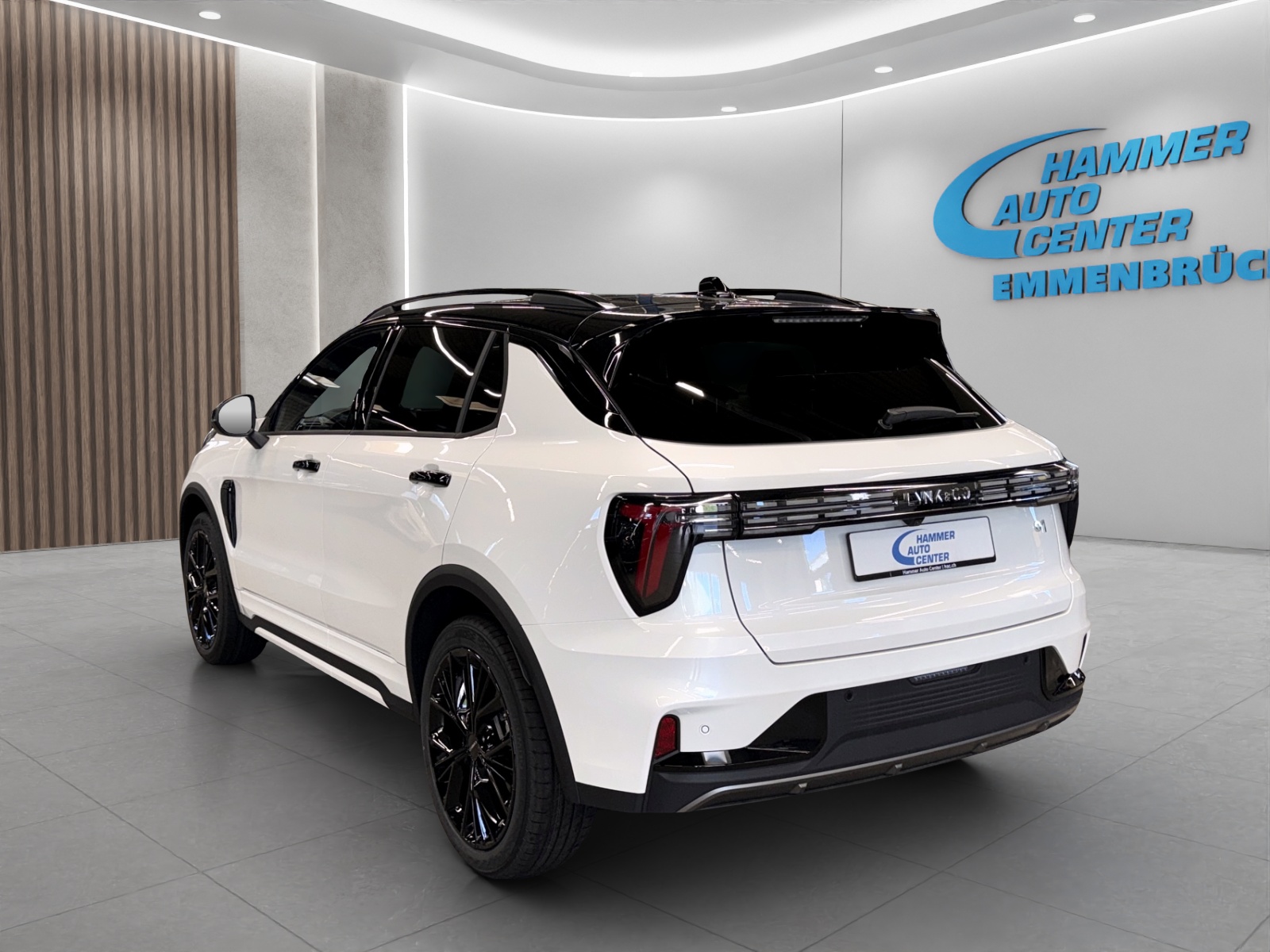 LYNK & CO 01 1.5 PHEV More-image-2