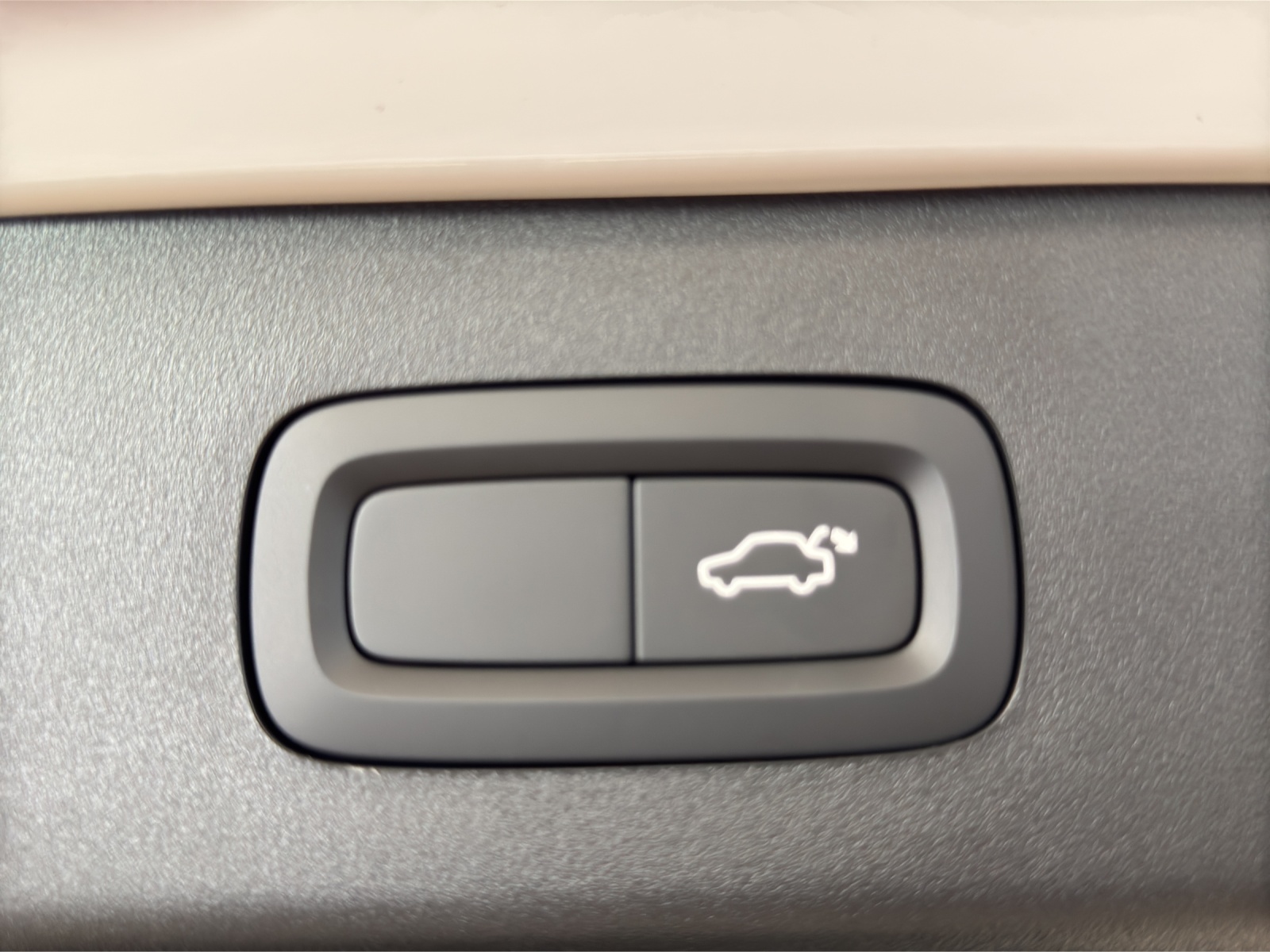 LYNK & CO 01 1.5 PHEV More-image-13