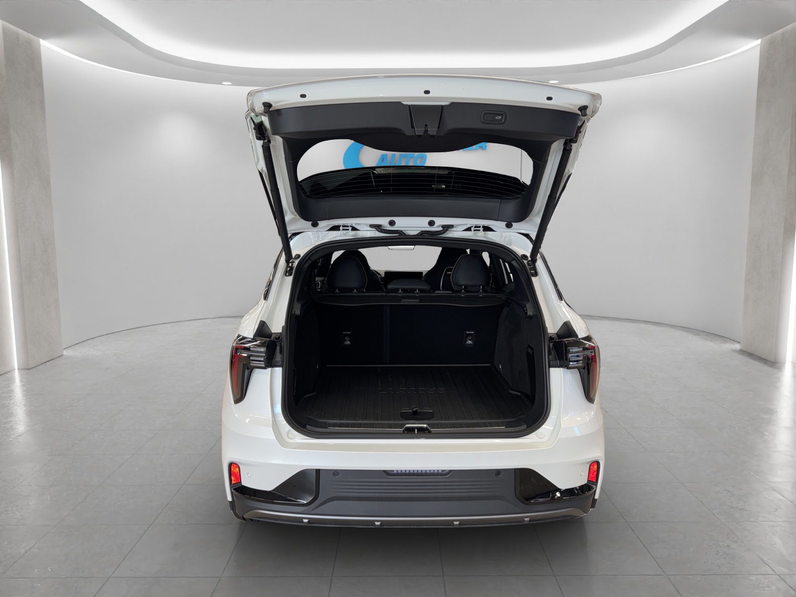 LYNK & CO 01 1.5 PHEV More-image-6