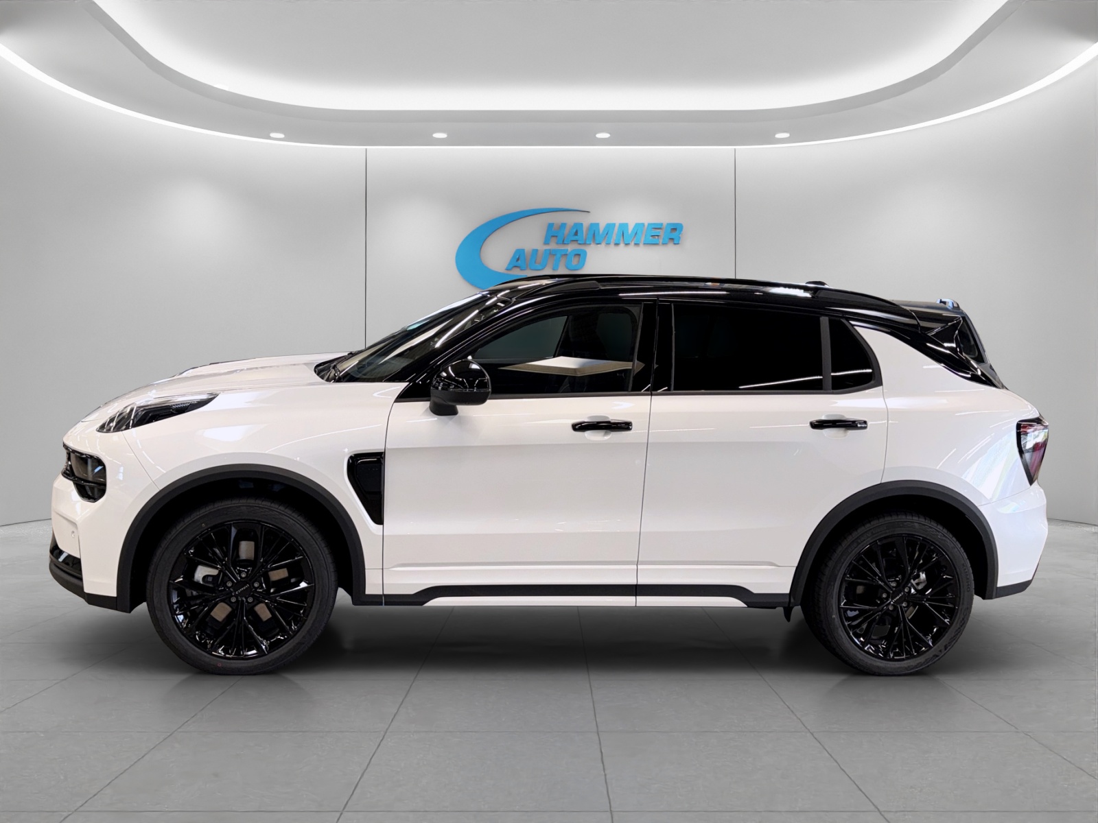 LYNK & CO 01 1.5 PHEV More-image-1