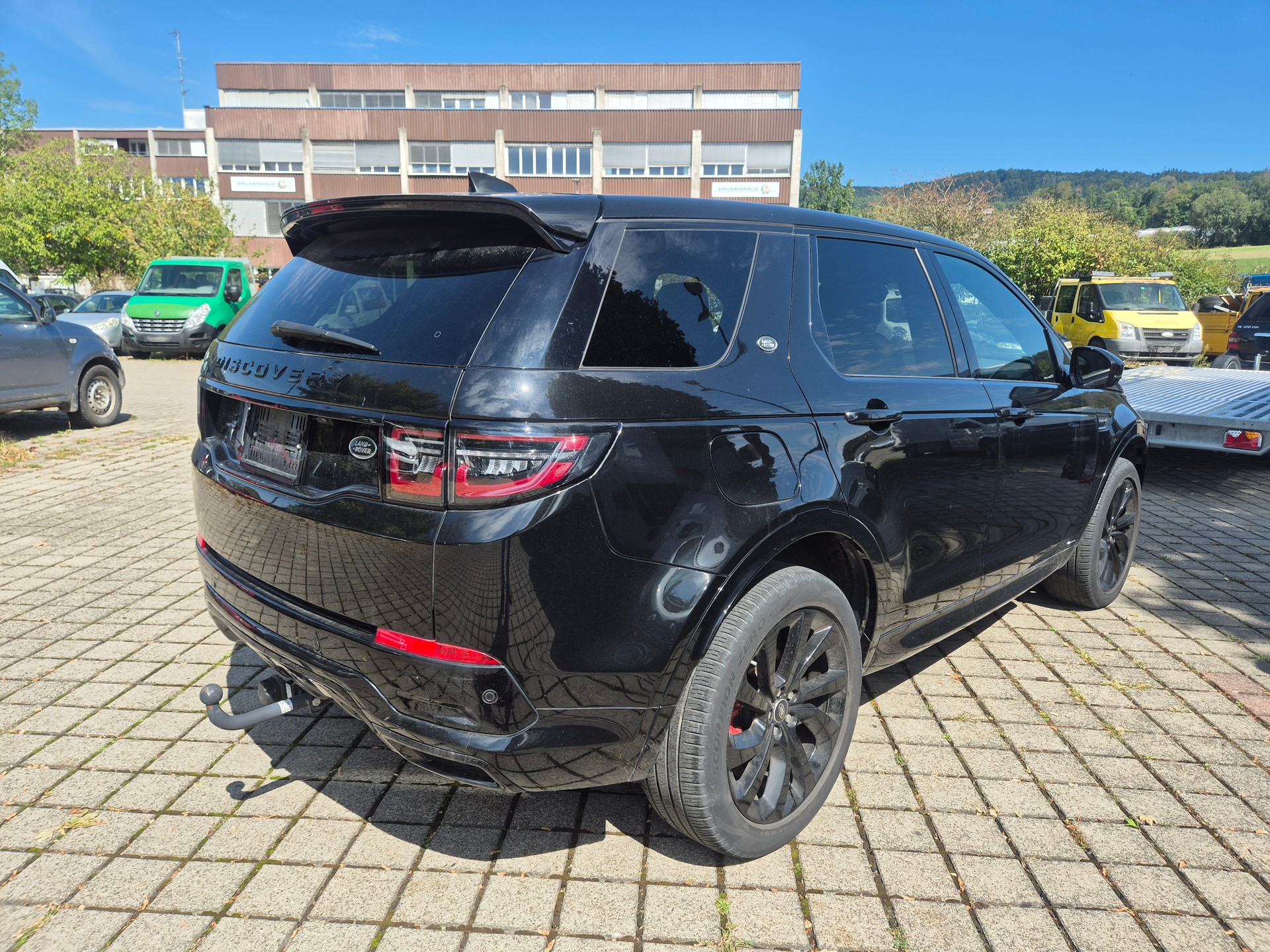 LAND ROVER Discovery Sport R Dyn D180 2.0D TD4 MHEV SE AWD AT9-image-5