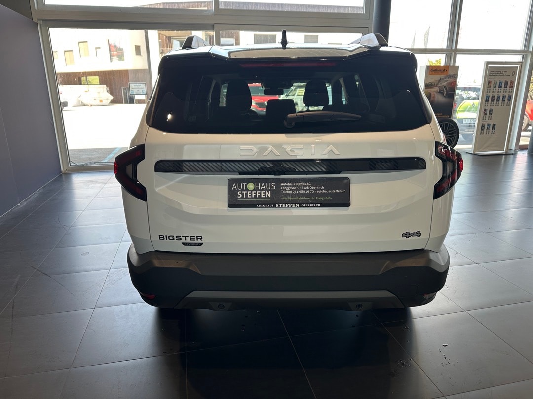 DACIA Bigster TCe Hybrid 150 48V Journey 4x4-image-5