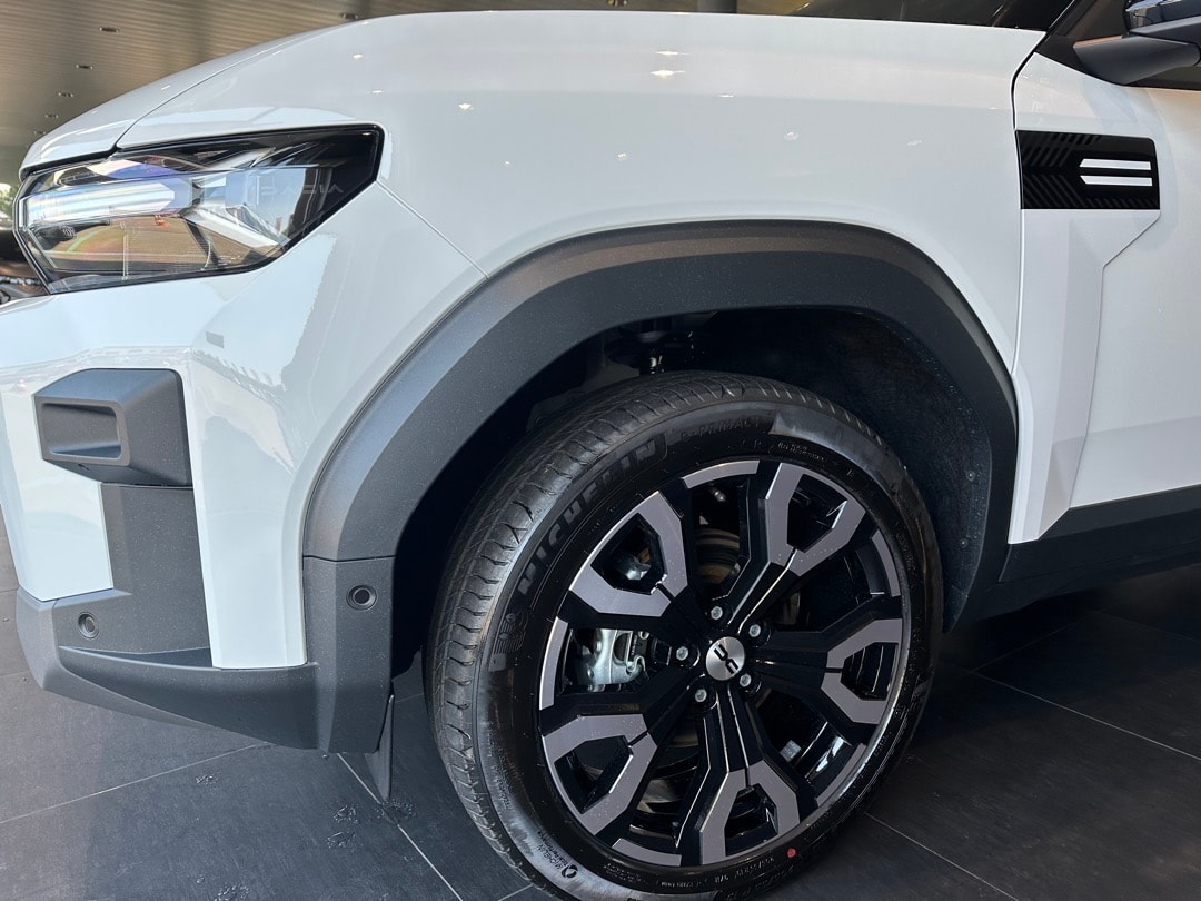 DACIA Bigster TCe Hybrid 150 48V Journey 4x4-showroom-element-2