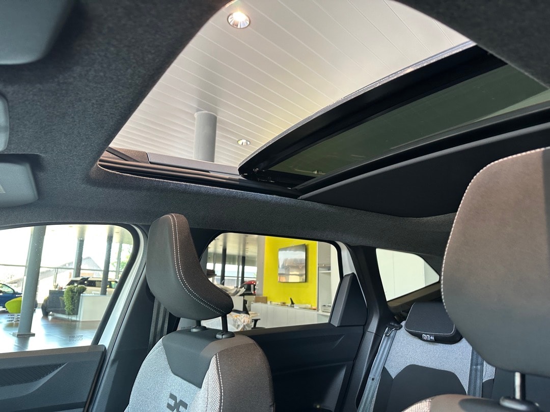 DACIA Bigster TCe Hybrid 150 48V Journey 4x4-image-18