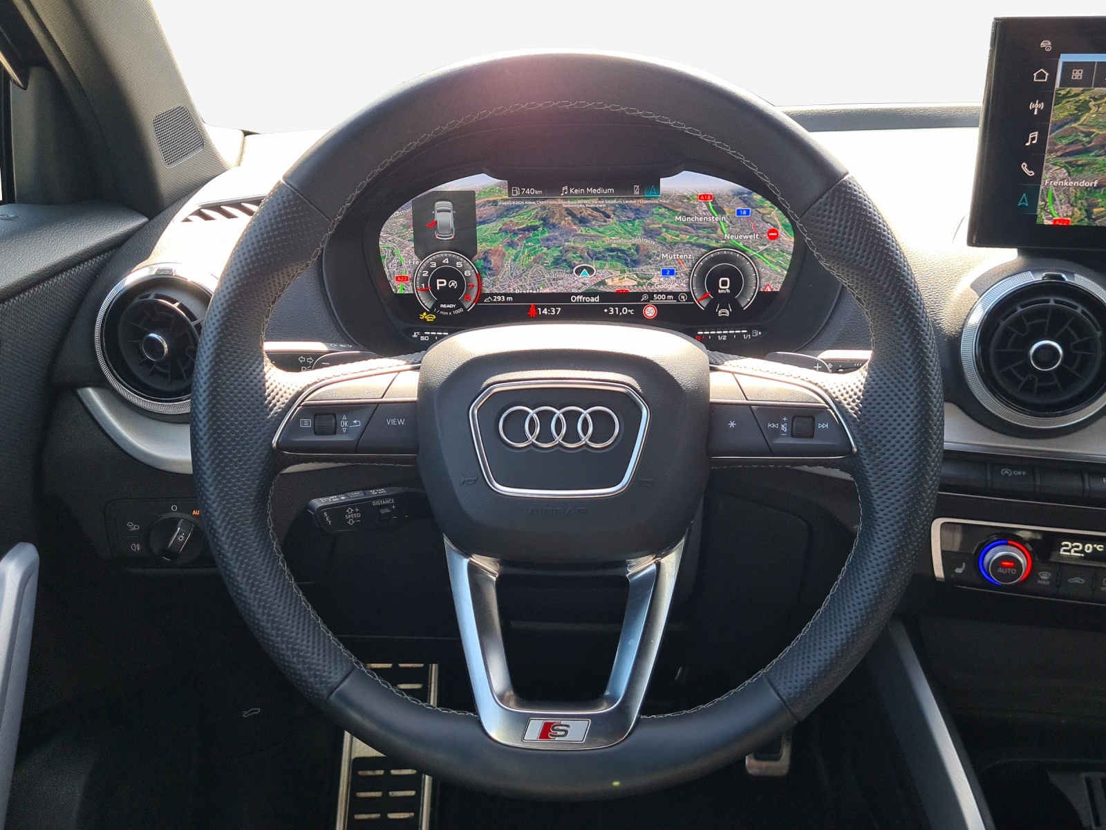 AUDI Q2 40 TFSI S line quattro S-tronic-image-9
