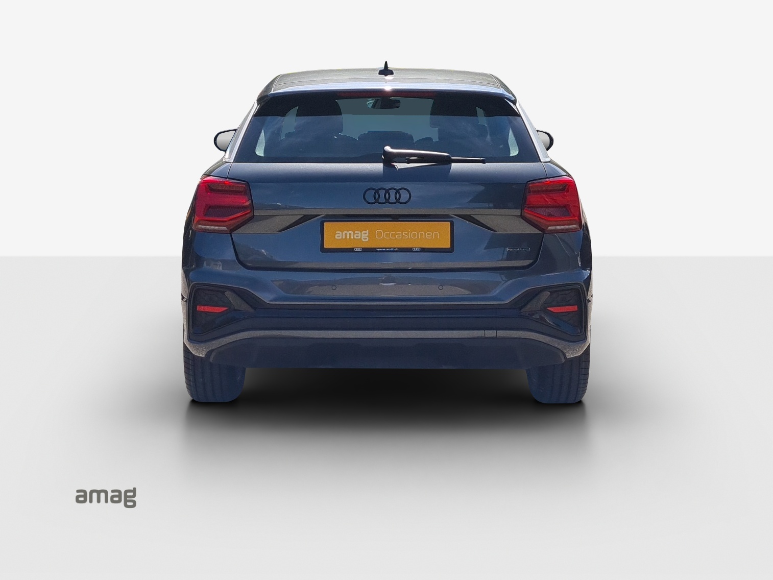 AUDI Q2 40 TFSI S line quattro S-tronic-image-3