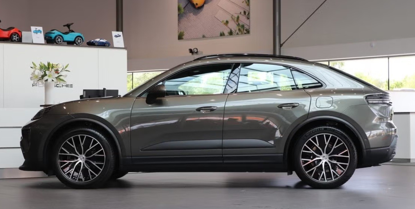 PORSCHE Macan 100kWh-image-1