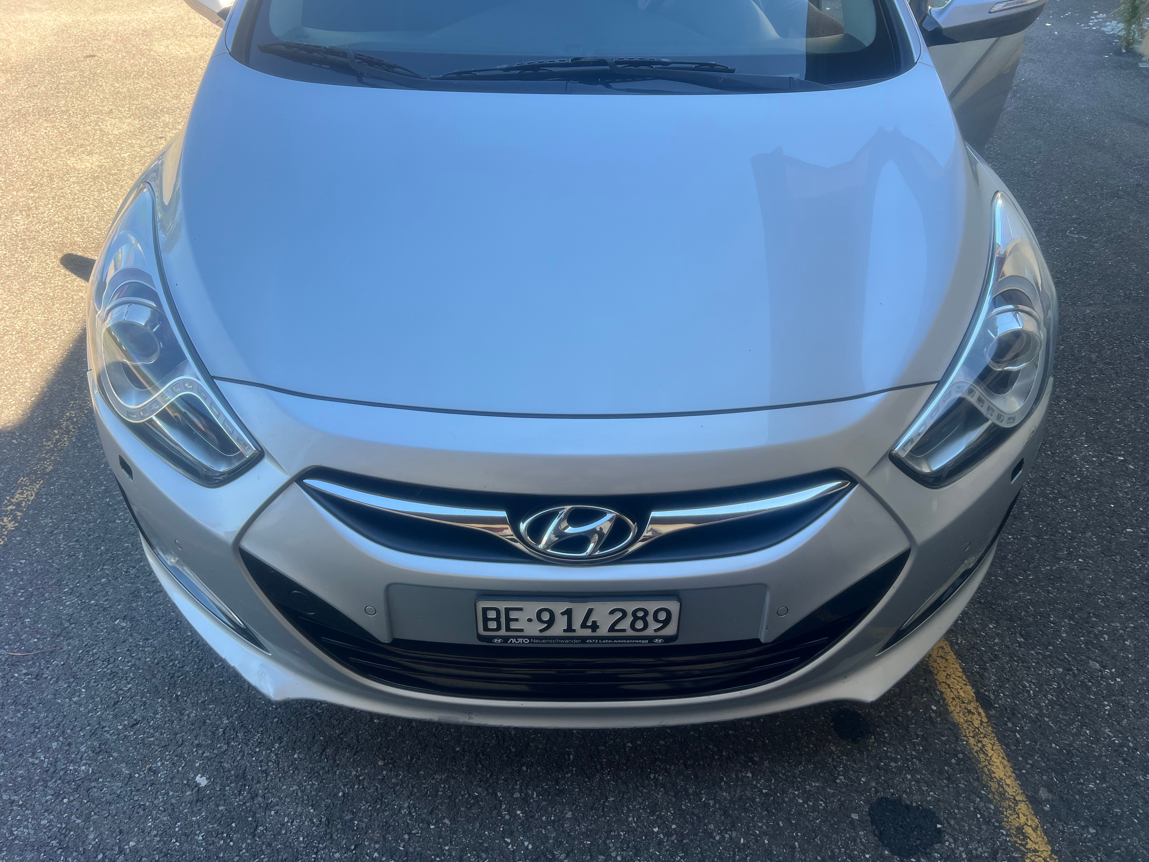 Car photo