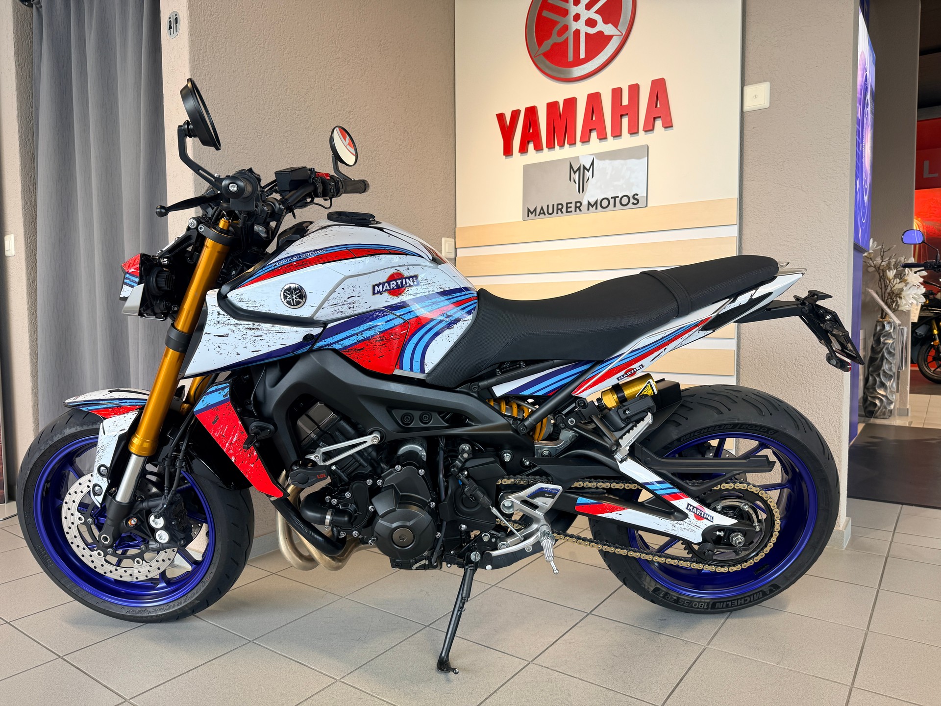 YAMAHA MT-09 SP ABS-showroom-element-1