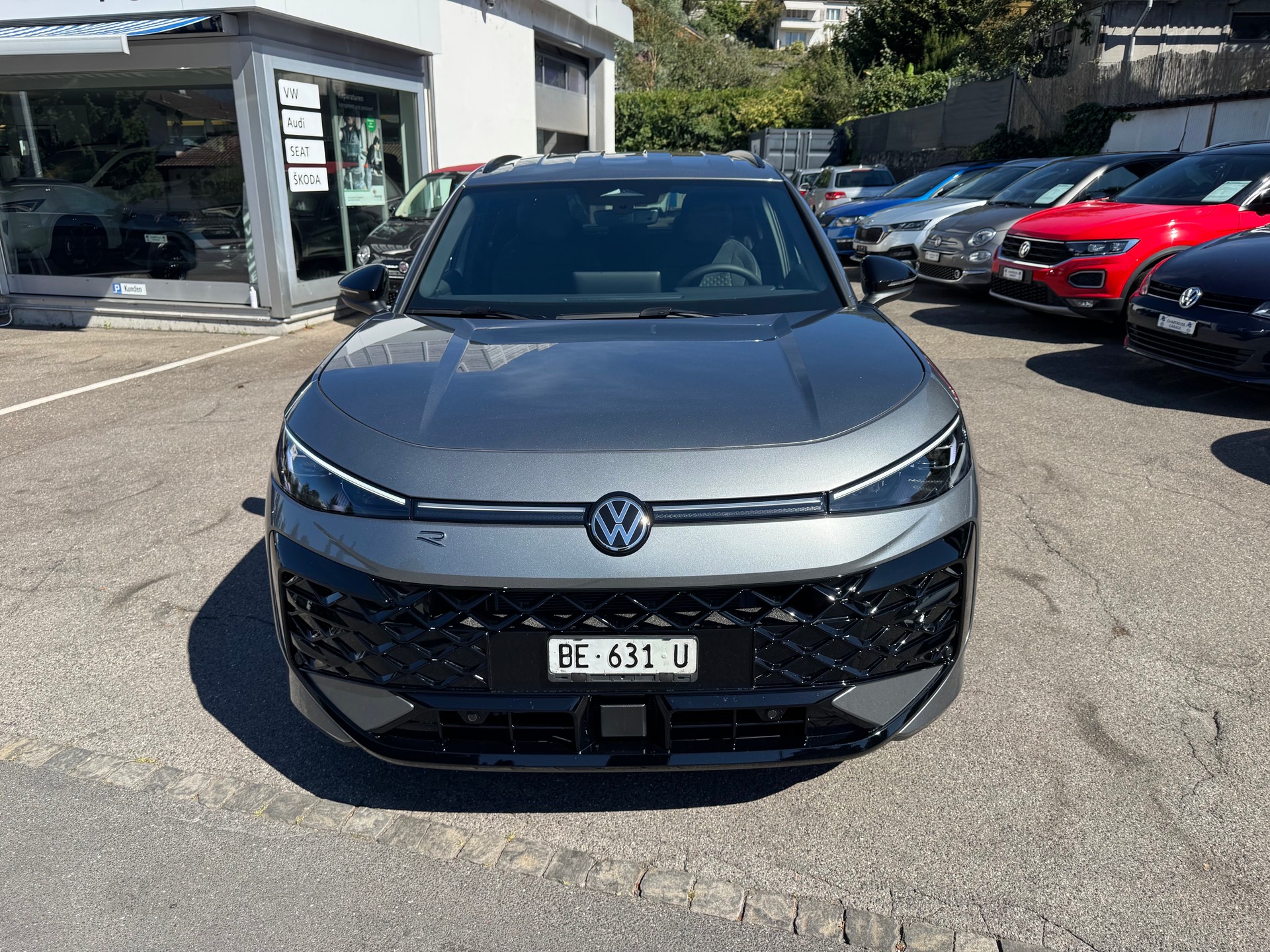 VW T-Roc 1.5 eTSI mHEV R-Line DSG-image-2
