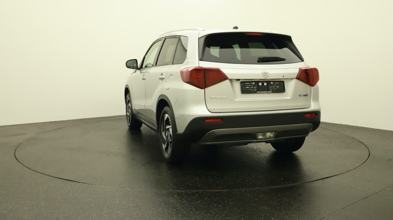 SUZUKI Vitara 1.4 Boosterjet Compact Top 4x4 Hybrid Automatic-image-3