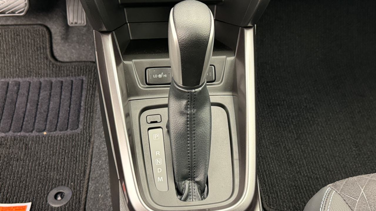 SUZUKI Vitara 1.4 Boosterjet Compact Top 4x4 Hybrid Automatic-image-10