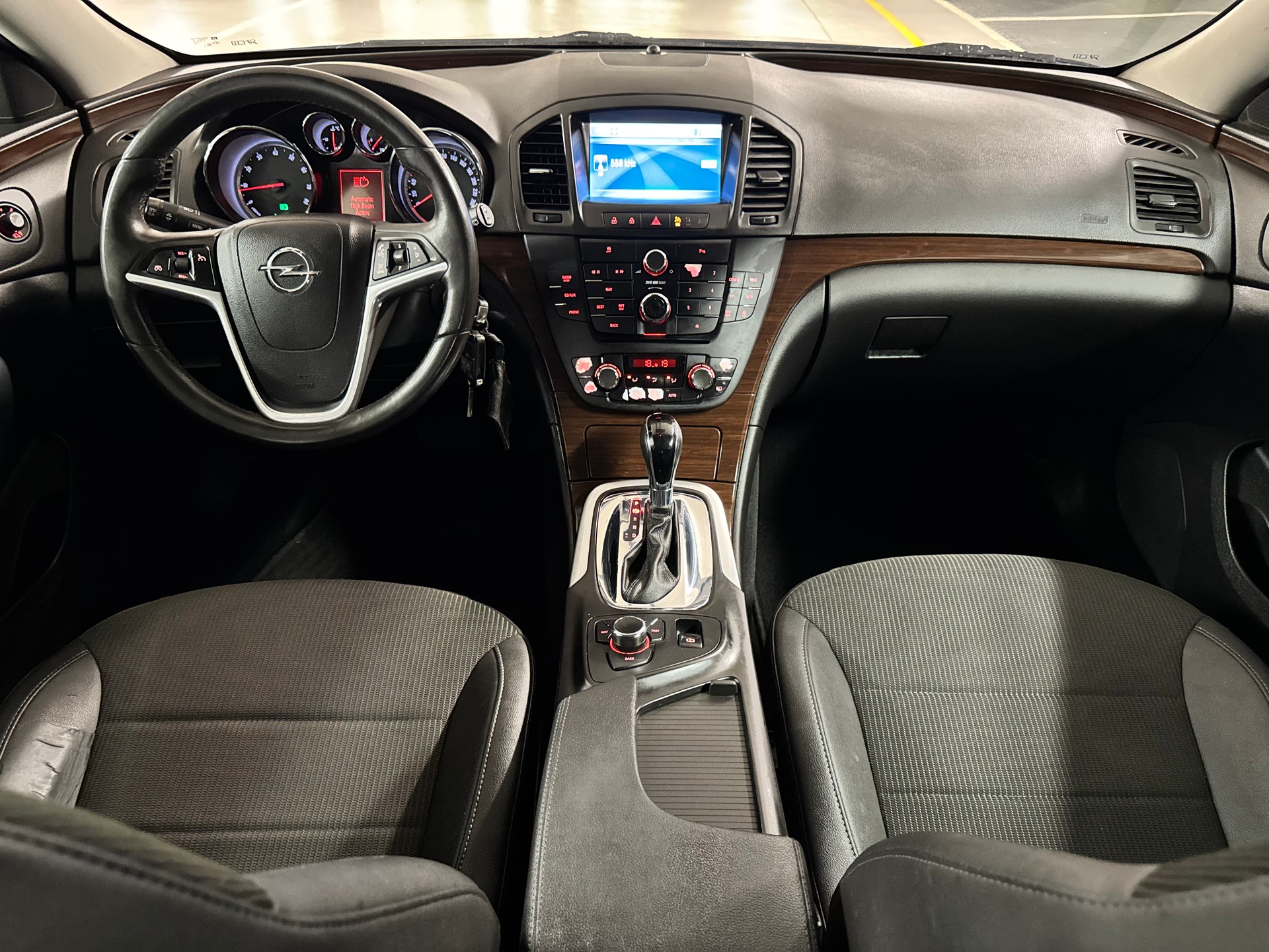 OPEL Insignia 2.0 Turbo Sport Automatic-image-11