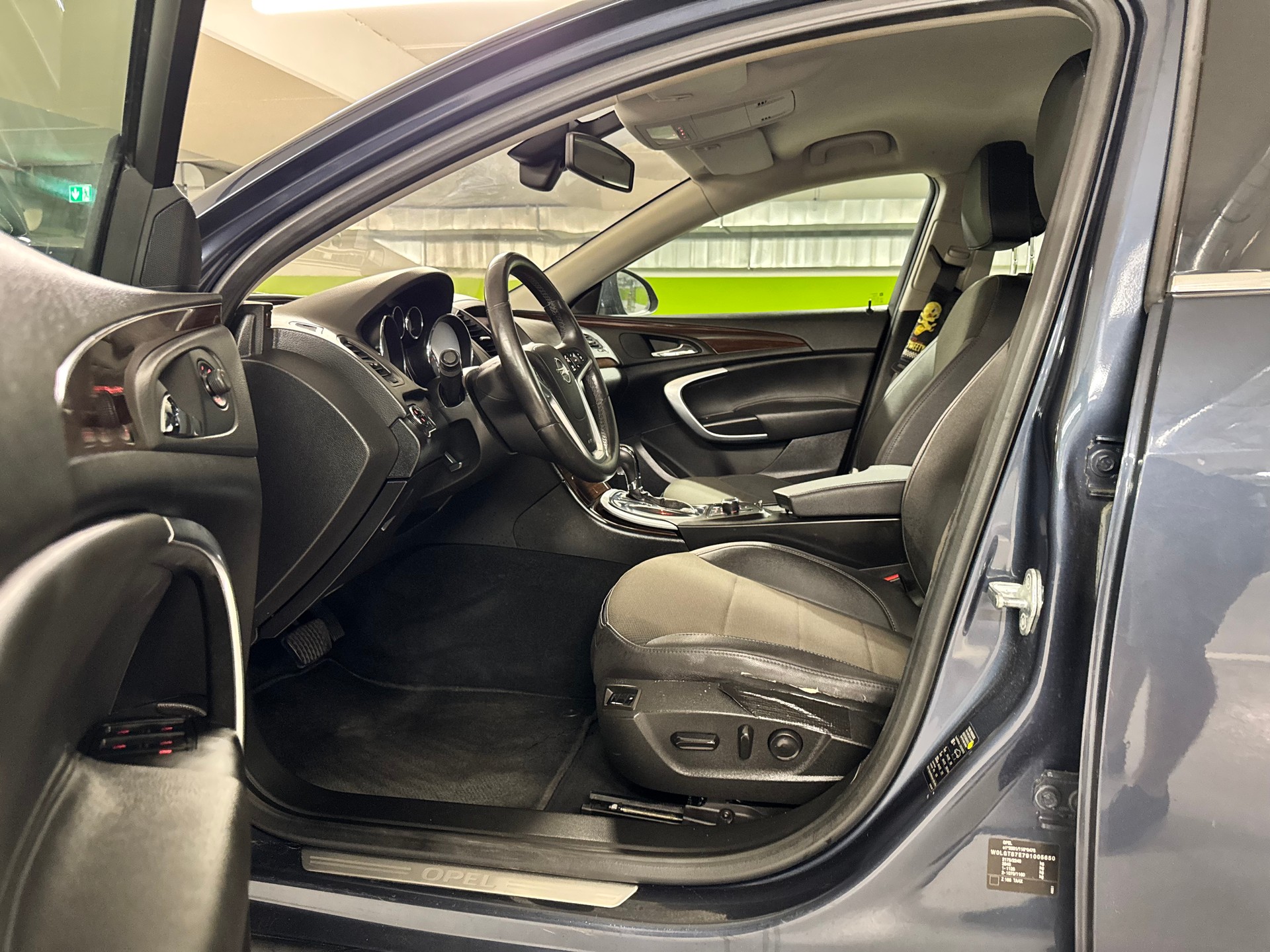 OPEL Insignia 2.0 Turbo Sport Automatic-image-12