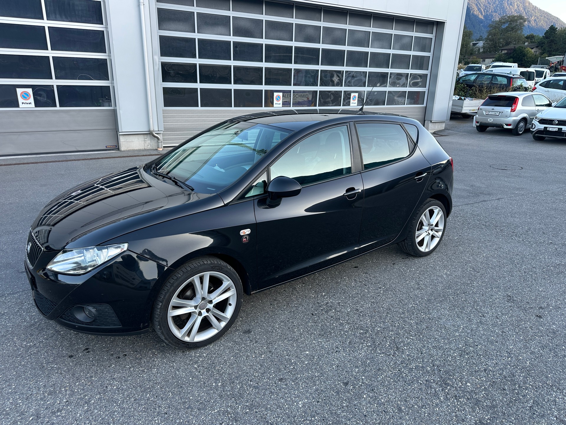 SEAT Ibiza 1.6 Sport-image-2