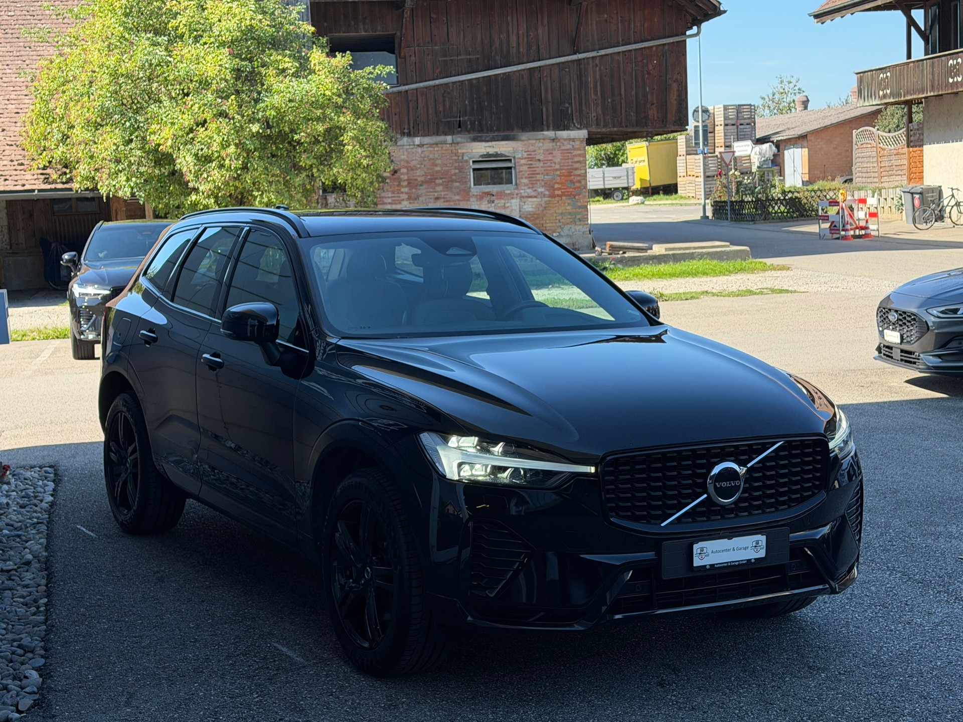 VOLVO XC60 B5 Diesel Mild Hybrid AWD R-Design Geartronic-image-8