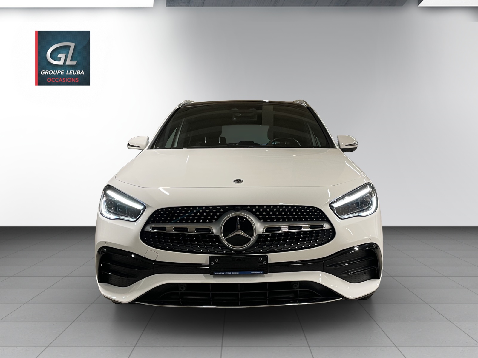 MERCEDES-BENZ GLA 220d 4Matic AMG Line 8G-DCT-image-1