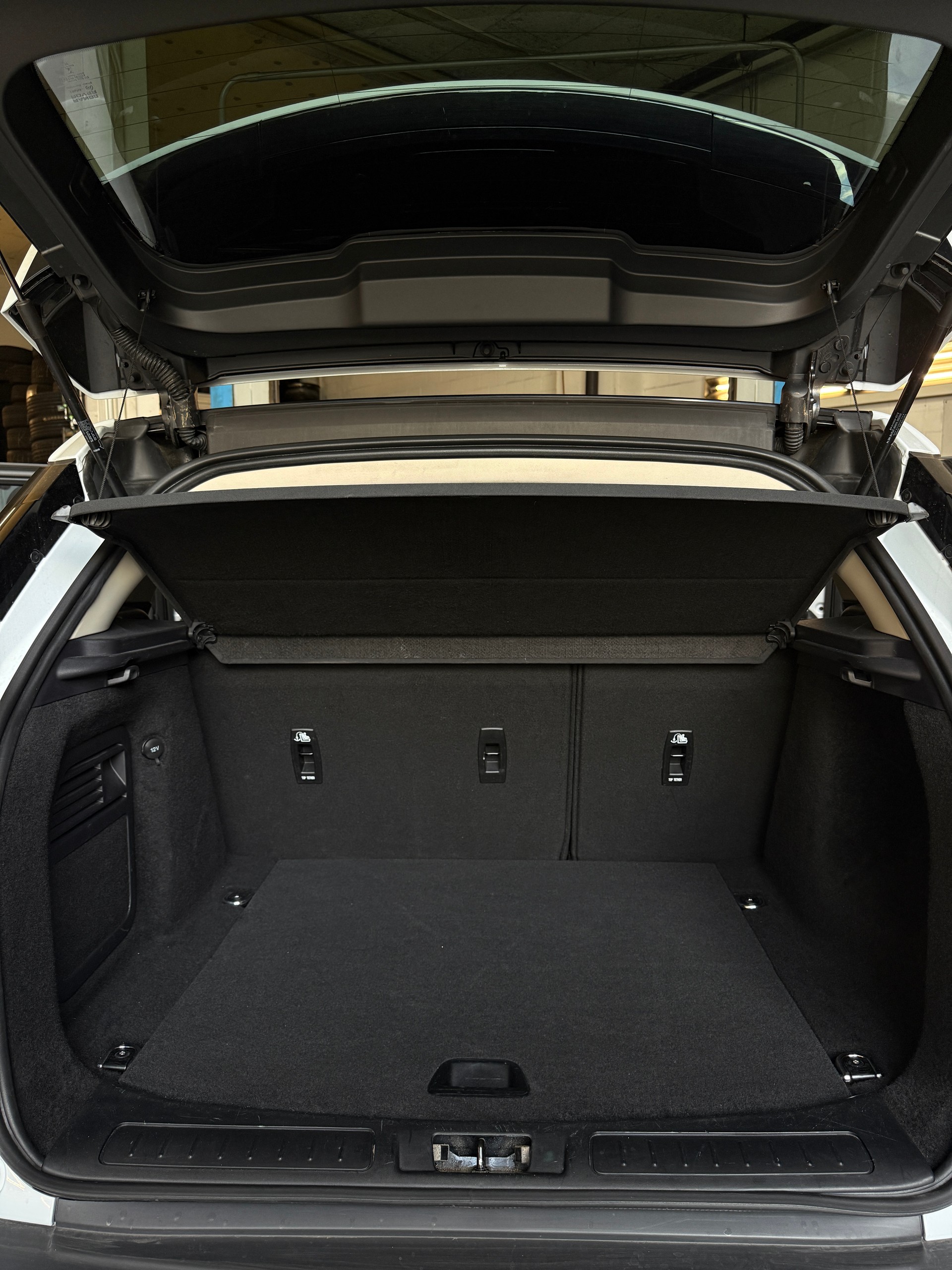 LAND ROVER 2.0 TD4 SE-image-5